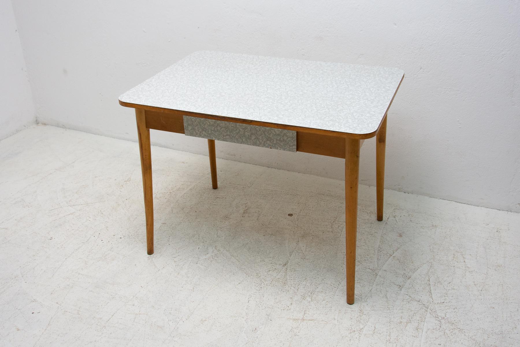 Midcentury Formica and Wood Central Table, Czechoslovakia, 1960's For Sale 10