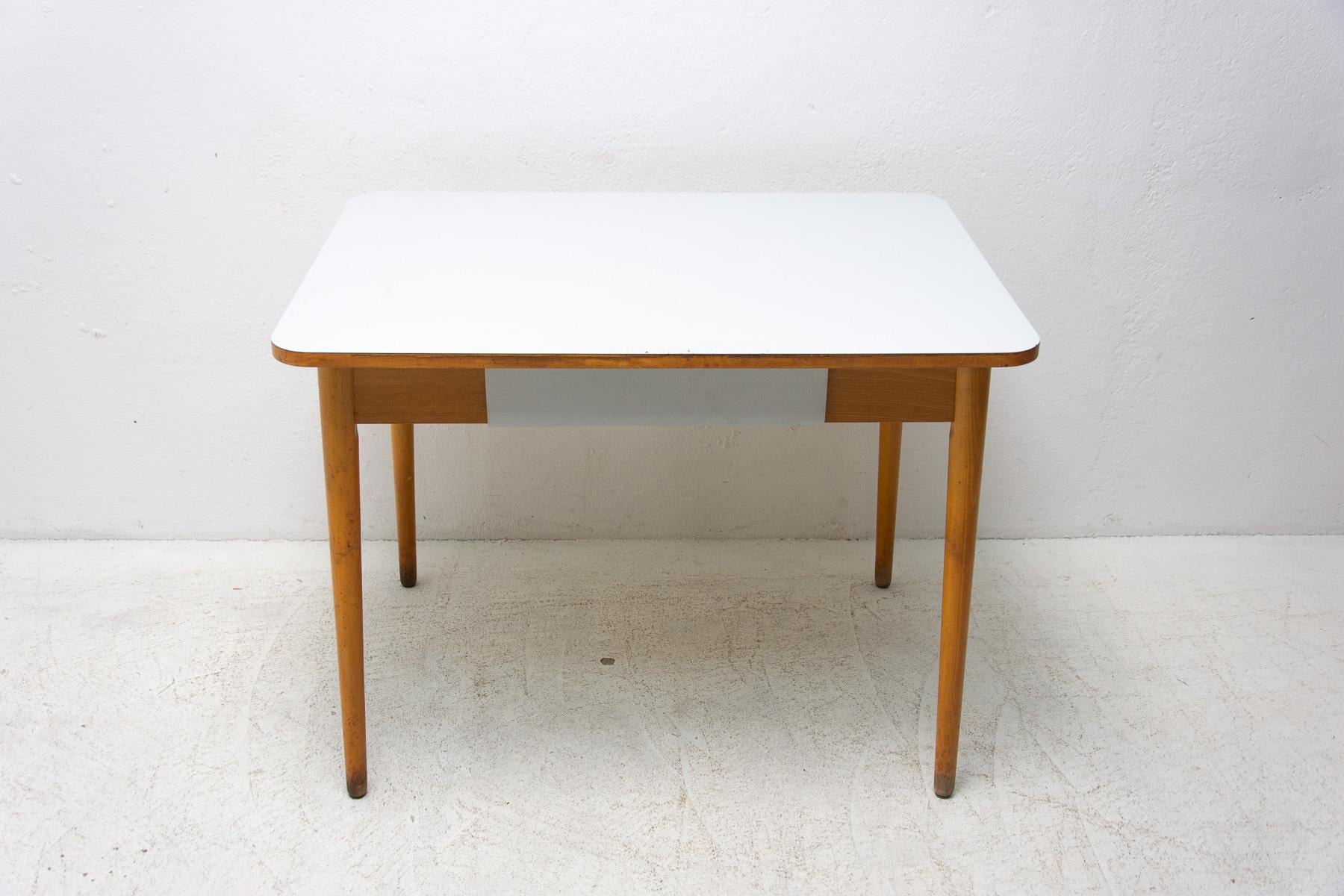 20th Century Midcentury Formica and Wood Central Table, Czechoslovakia, 1960´s For Sale