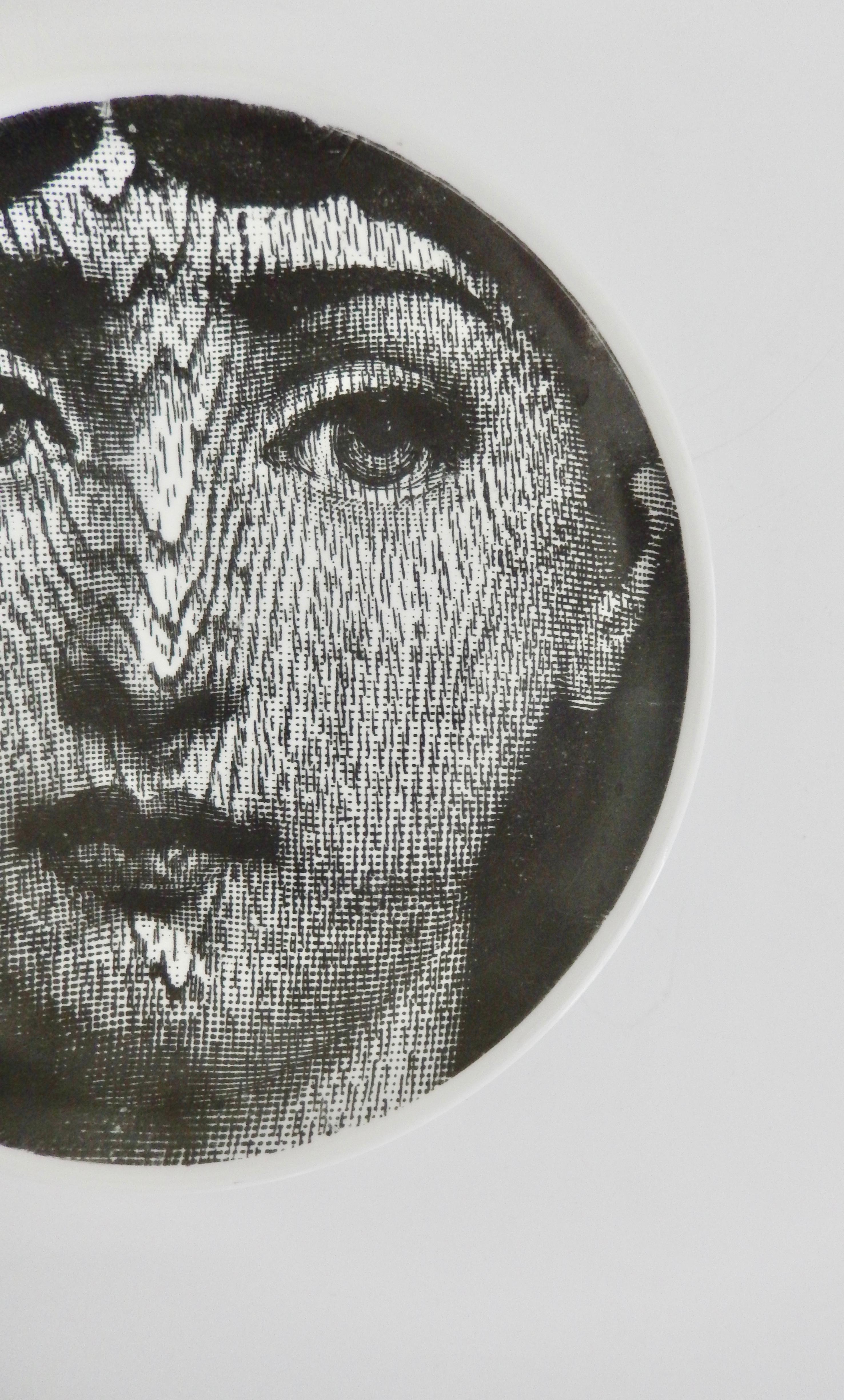 Italian Midcentury Fornasetti Face Plate, Tema e Variazione N90 For Sale
