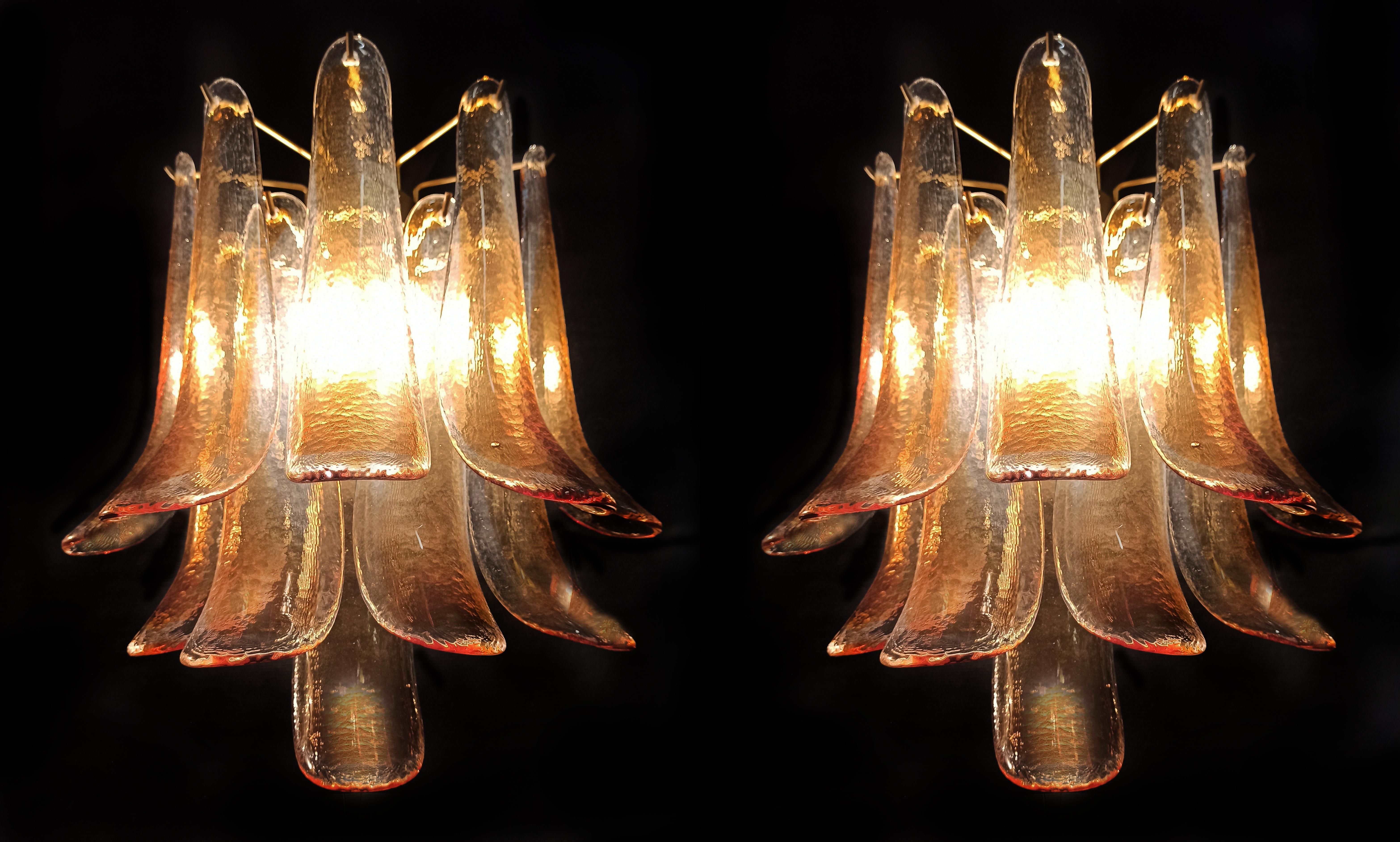 Italiano Quattro lampade di Murano in ambra della metà del secolo scorso in vendita
