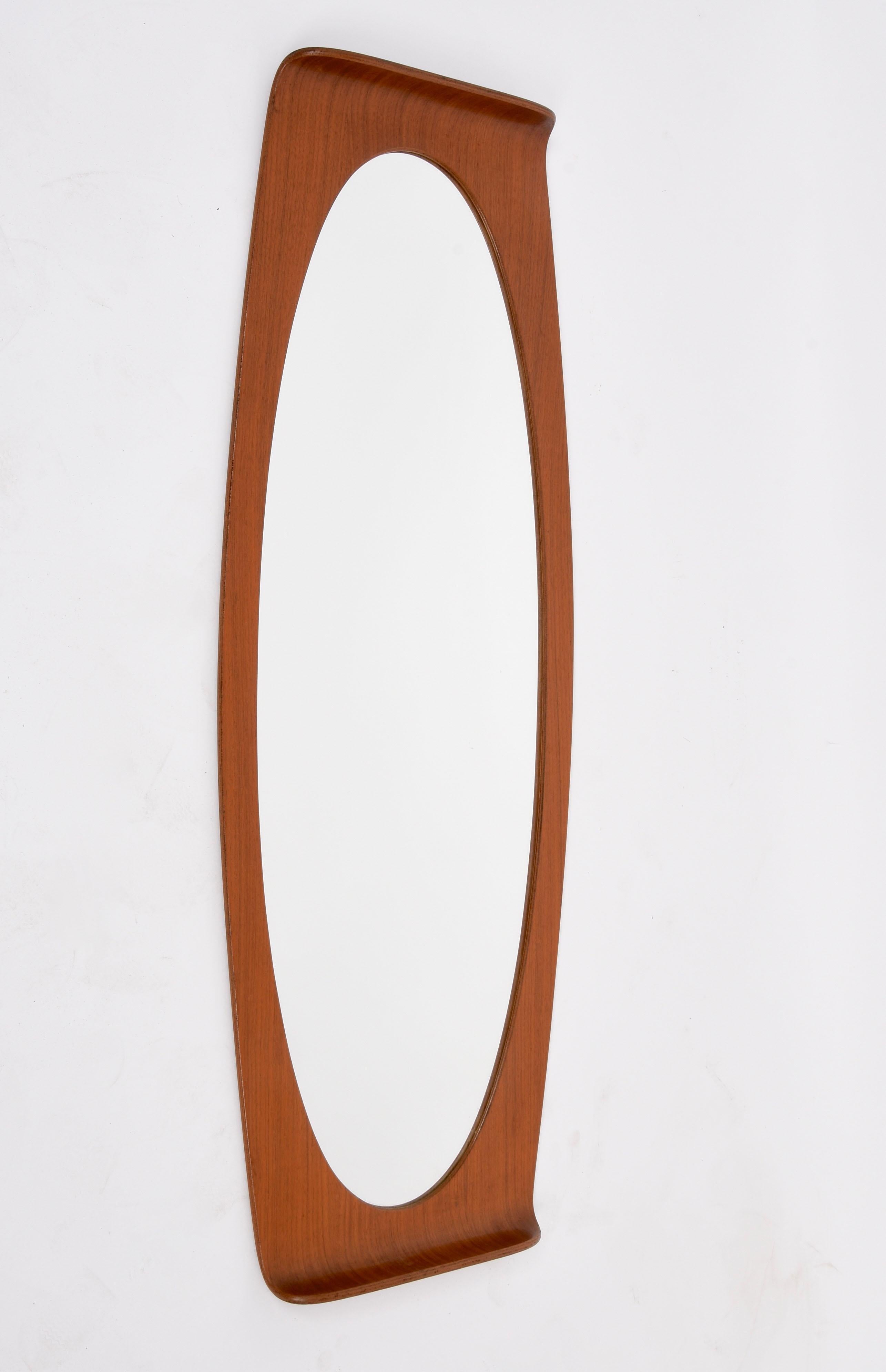 Midcentury Franco Campo and Carlo Graffi Curved Wood Italian Wall Mirror, 1960s 4