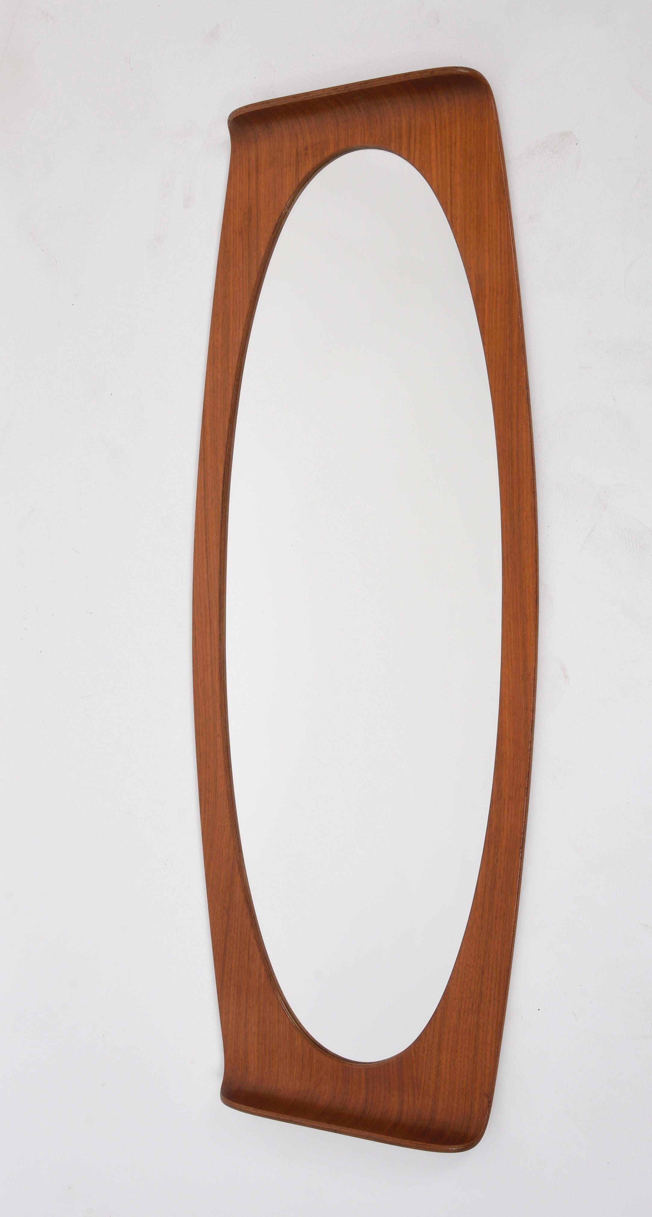 Midcentury Franco Campo and Carlo Graffi Curved Wood Italian Wall Mirror, 1960s 1
