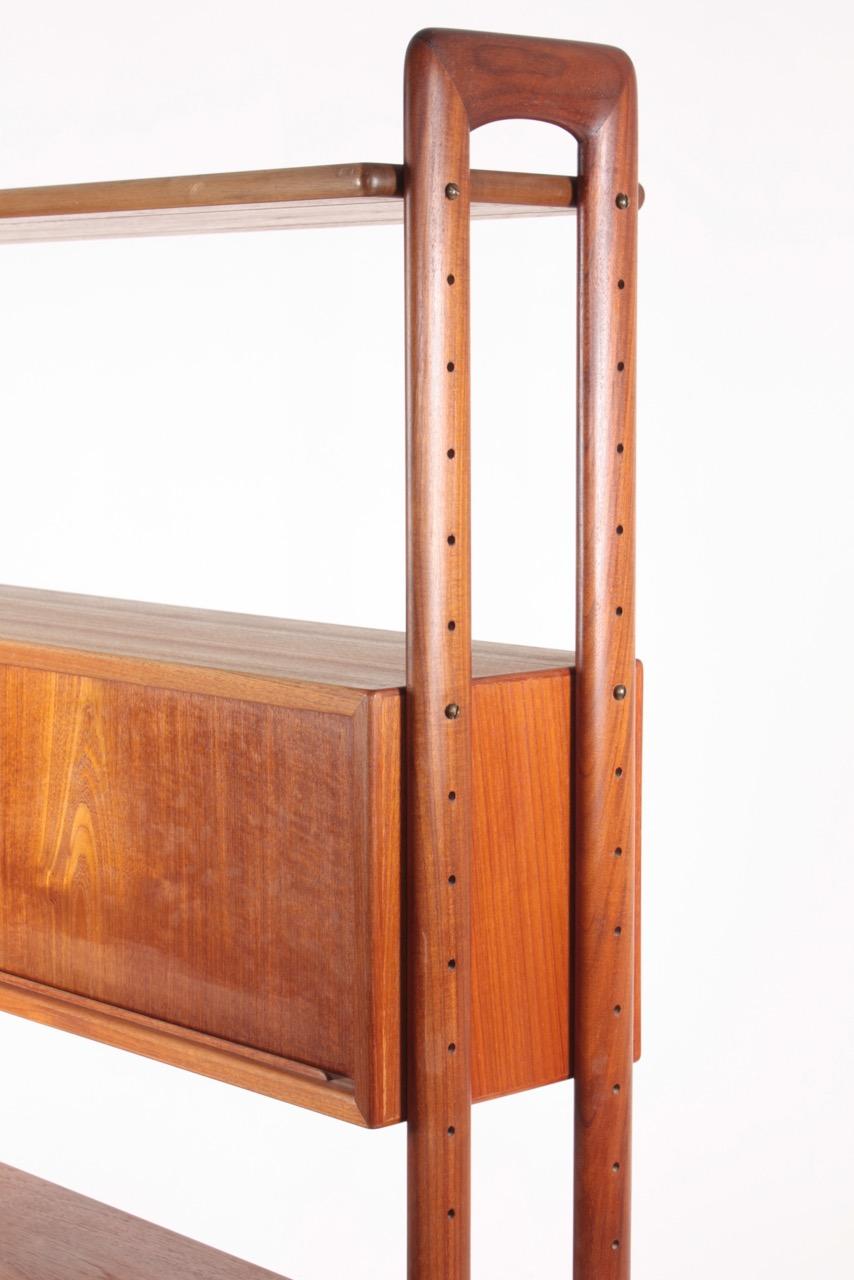 Midcentury Freestanding Bookcase in Teak by Kurt Østervig, 1960s In Good Condition In Lejre, DK