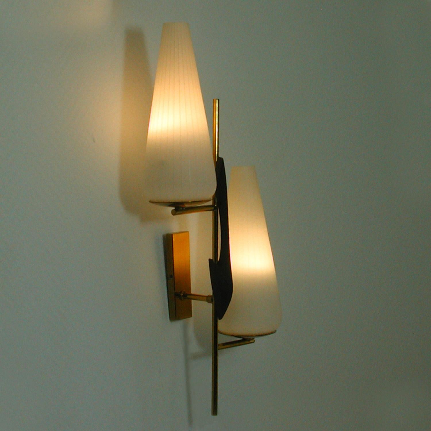 Midcentury French Brass and Opaline Glass Sconce by Maison Arlus, 1950s 4