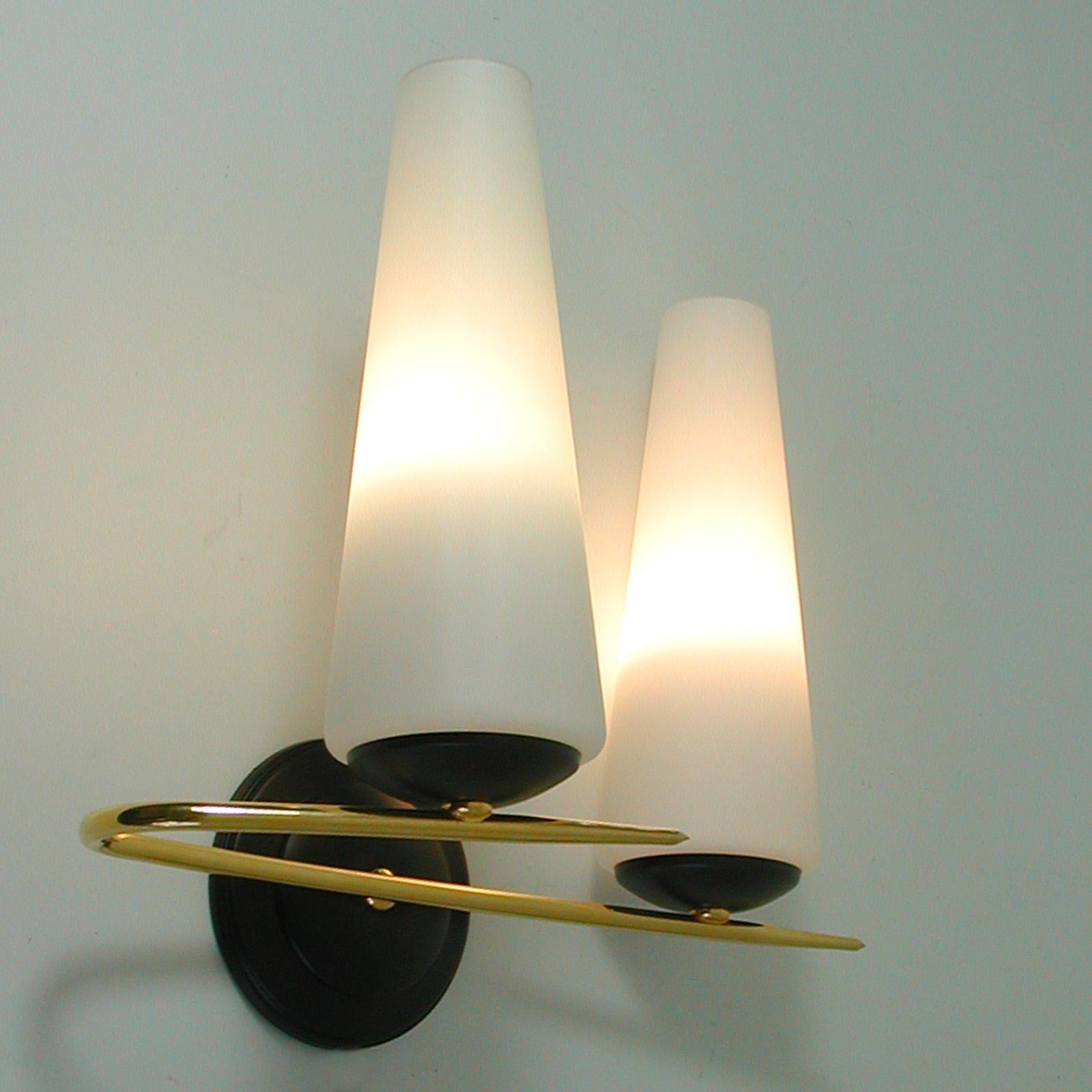 Midcentury French Brass and Opaline Glass Sconces by Maison Arlus, 1950s 5