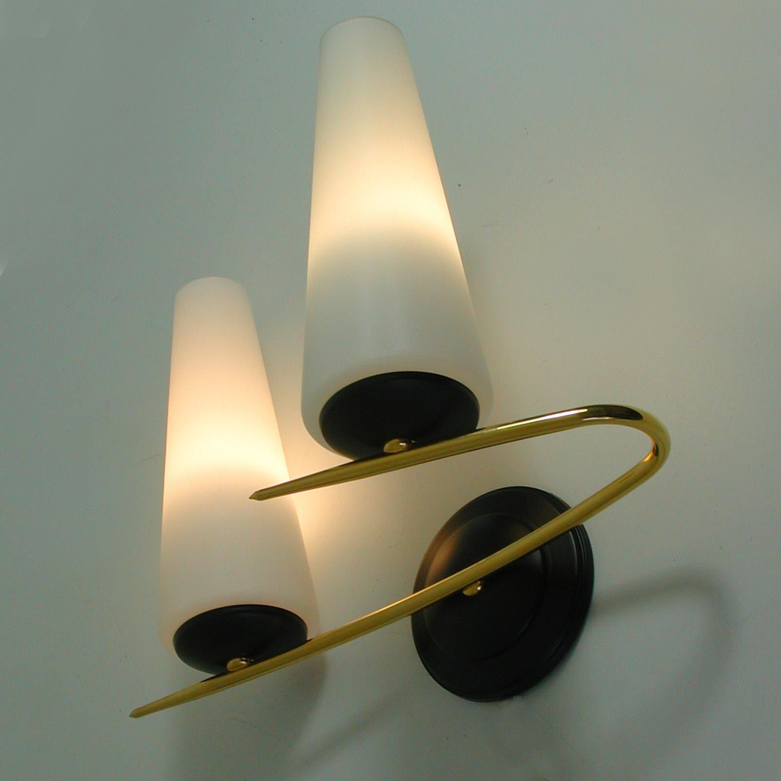 Midcentury French Brass and Opaline Glass Sconces by Maison Arlus, 1950s 7