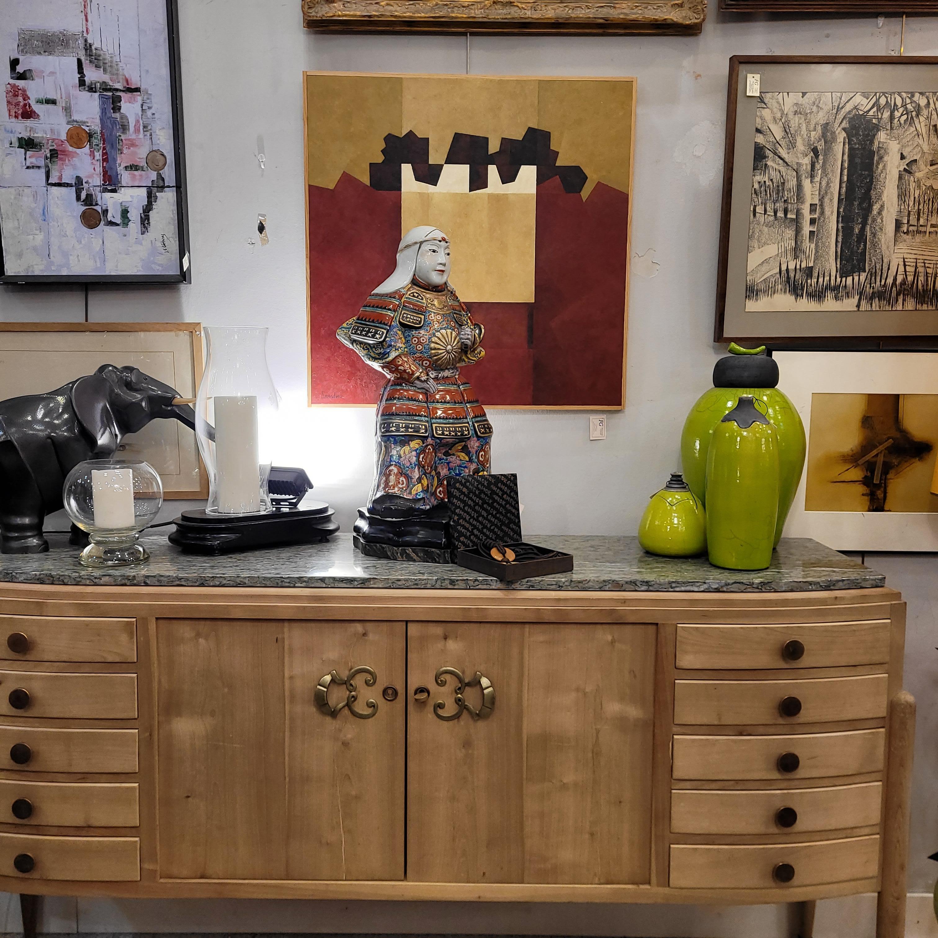 Buffet francese della metà del secolo scorso, firmato R. Breasy, in legno di ciliegio e marmo brecciato in vendita 9