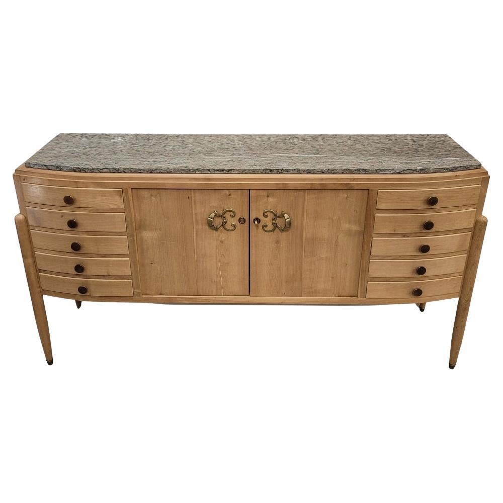 Buffet francese della metà del secolo scorso, firmato R. Breasy, in legno di ciliegio e marmo brecciato in vendita