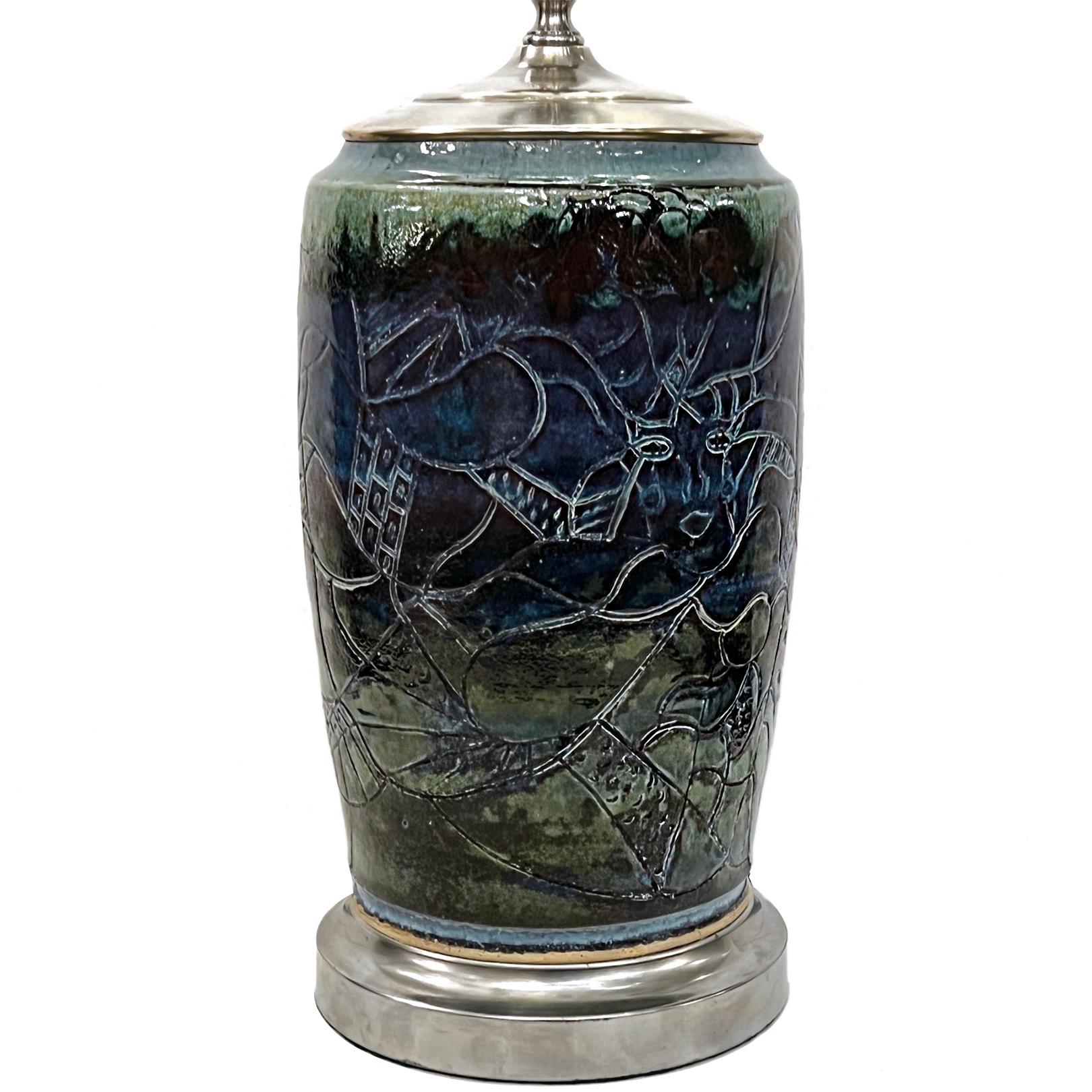 Französische Keramik-Tischlampe aus der Jahrhundertmitte (Mitte des 20. Jahrhunderts) im Angebot