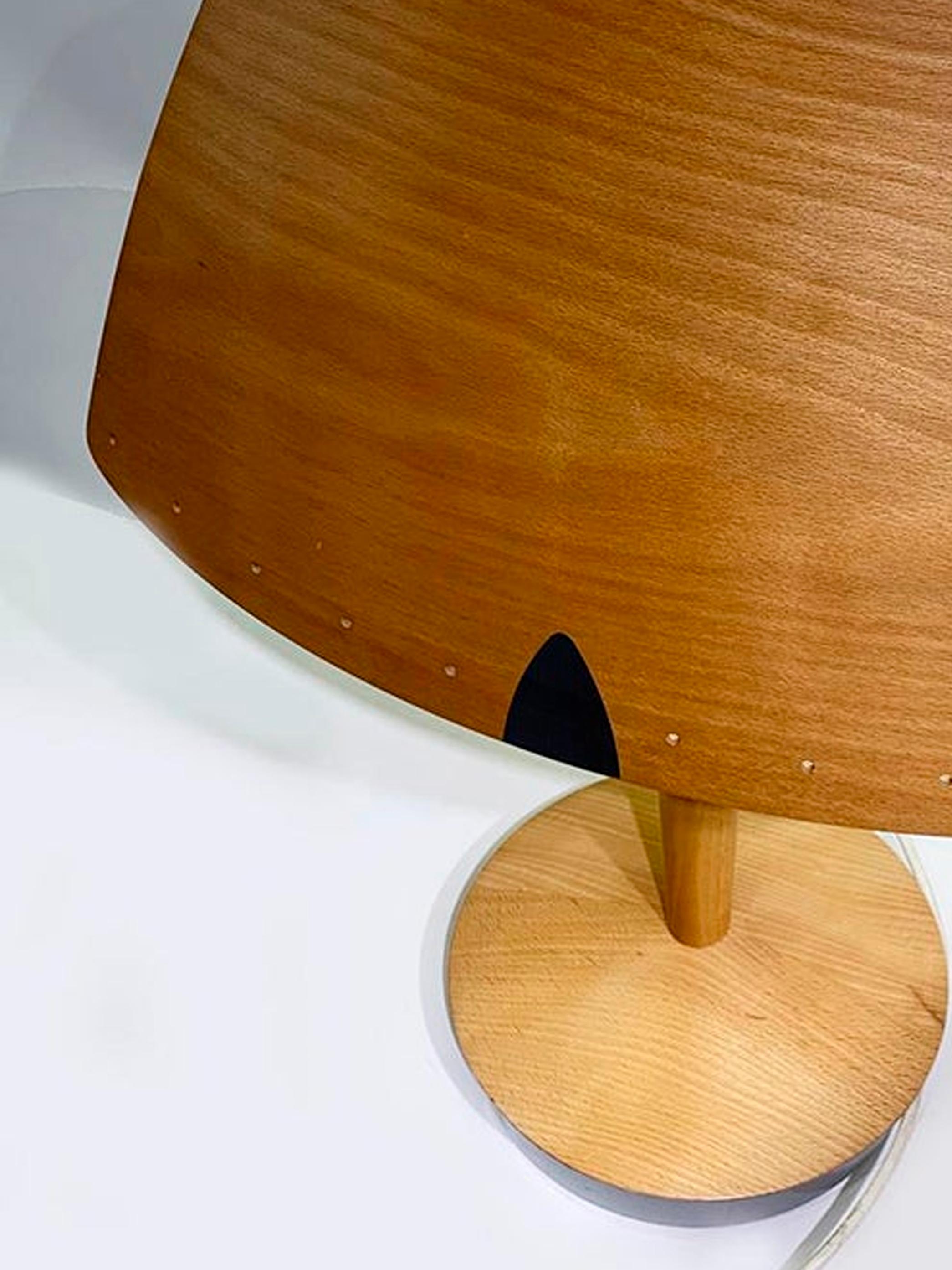 Lampe de Table en Bois de Style Français Milieu du Siècle par Lucid, 1970 en vente 2