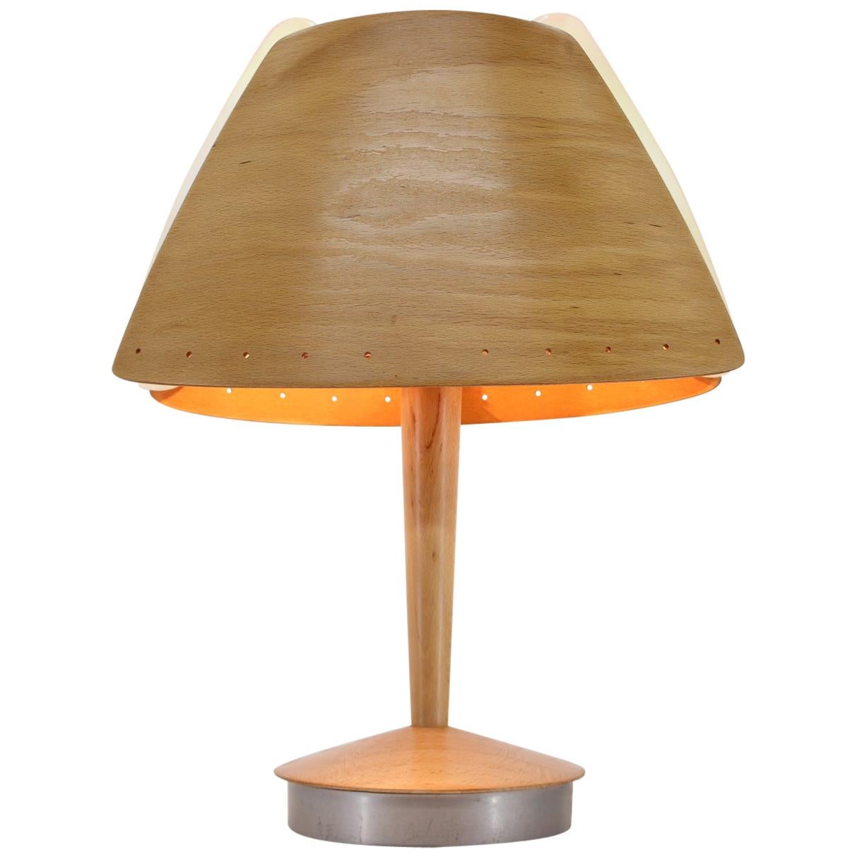 Lámpara de mesa de madera de diseño francés de mediados de siglo de Lucid, años 70, renovada