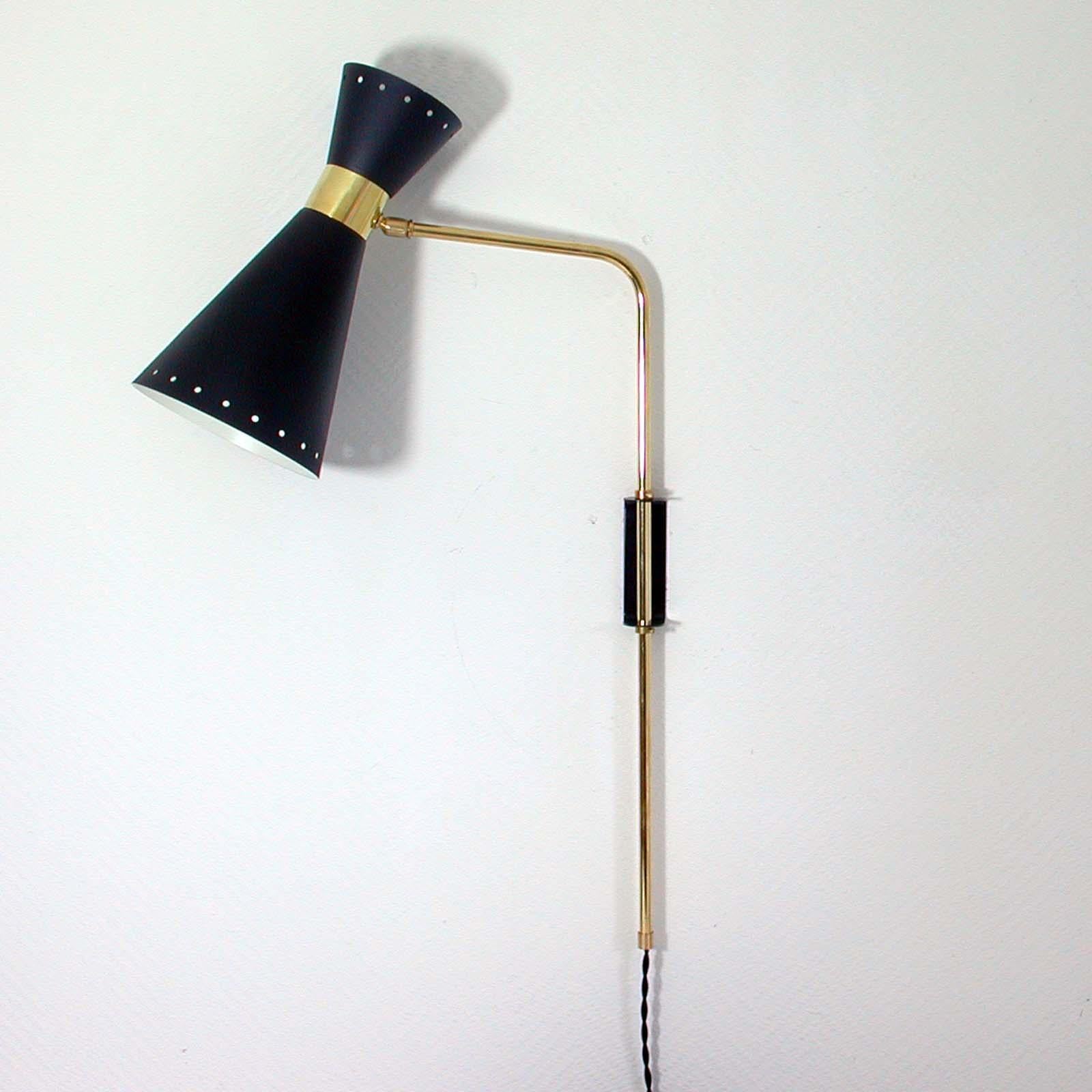 Lacquered Midcentury French Diabolo Wall Light Sconce, 1950s For Sale