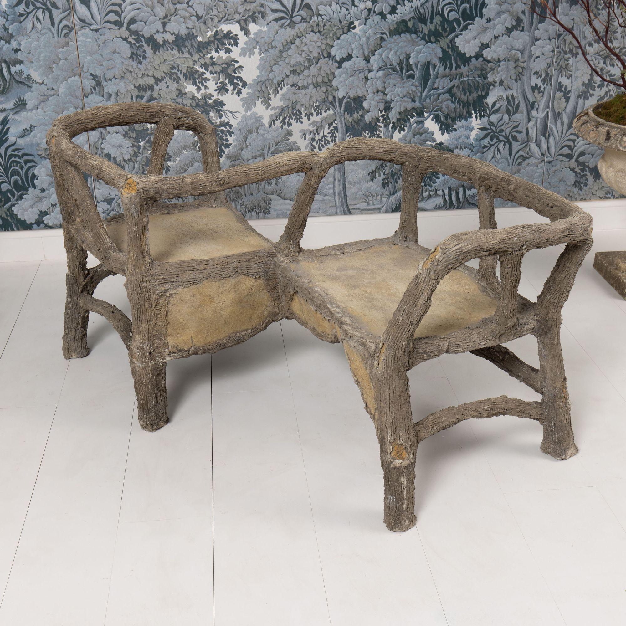Französische Faux-Bois-Beton-Gartenbank aus der Jahrhundertmitte Zuversicht oder Tête-à-Tête (Handgefertigt) im Angebot