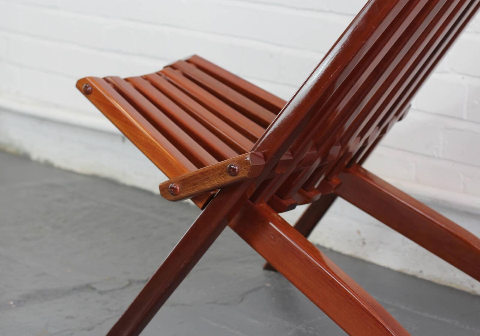 Midcentury French Folding Teak Chairs In Good Condition In Gloucester, GB