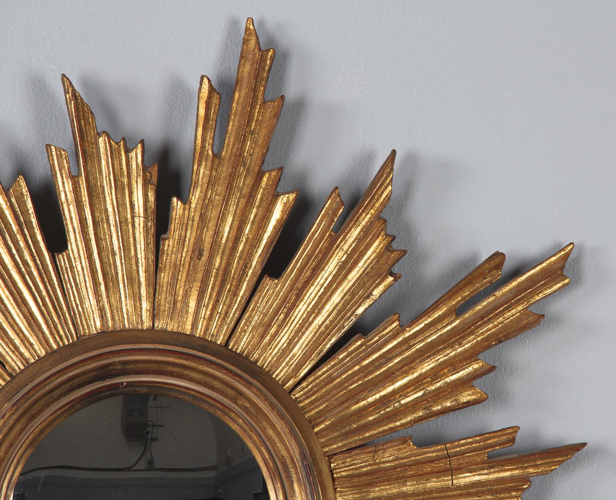 Midcentury French Giltwood Convex Sunburst Mirror, 1950s In Good Condition In Austin, TX