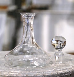 Französische Weinkaraffe/ Dekanter aus Glas mit Stopper aus der Mitte des Jahrhunderts
