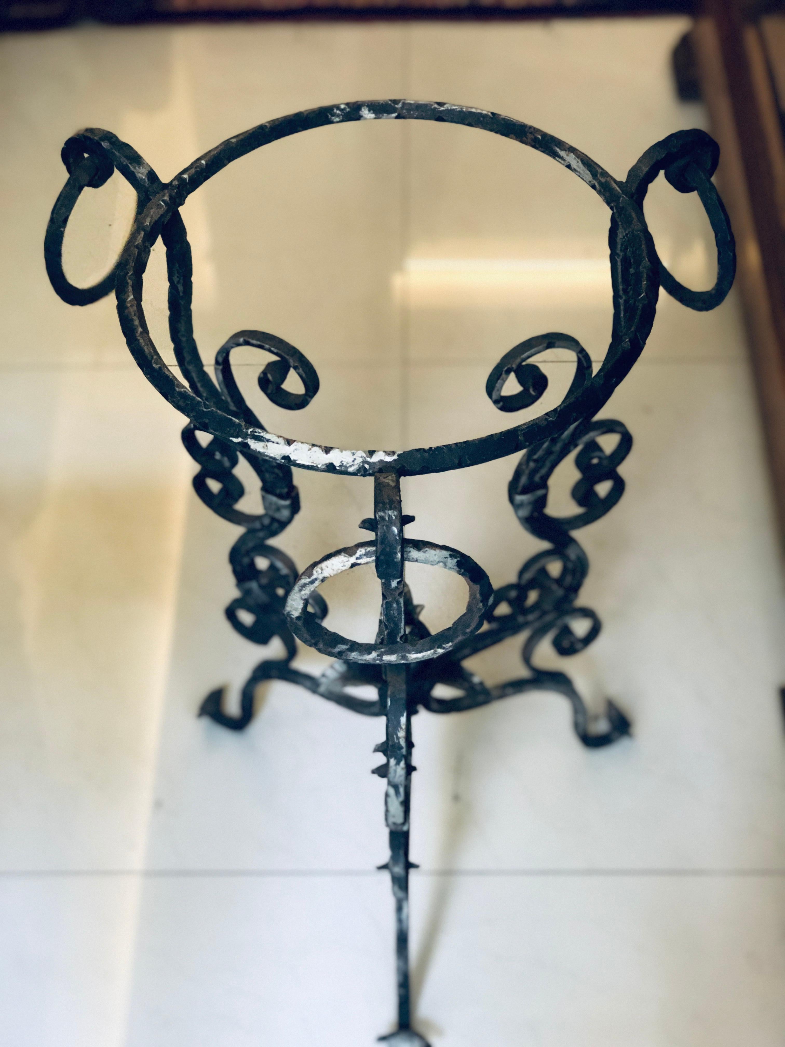 Beautiful French circle wrought iron base or jardinière with a rose at the bottom.
Great condition.
France, circa 1950.