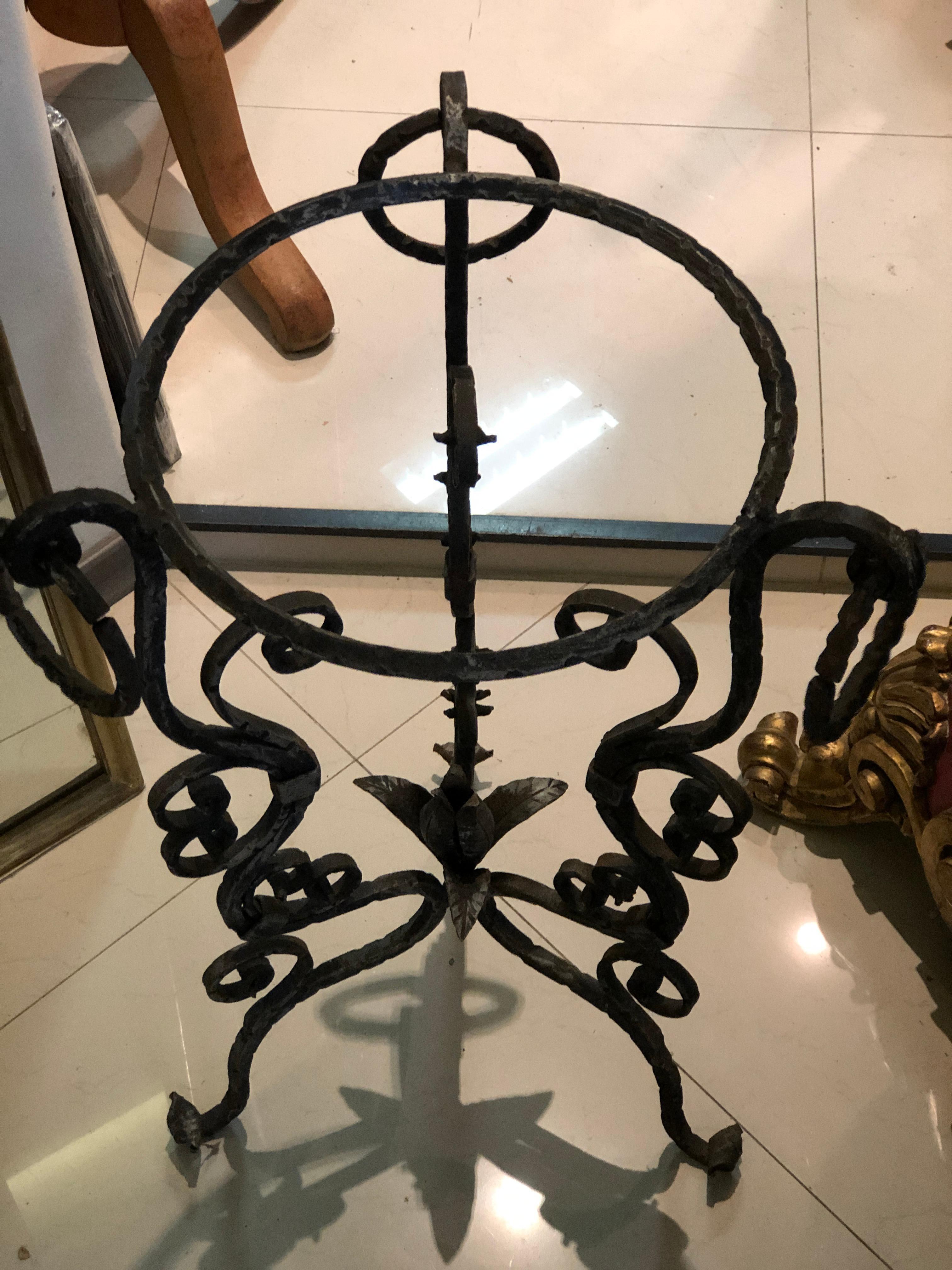 Midcentury French Handmade Wrought Iron Circle Jardinière or Table Base For Sale 3