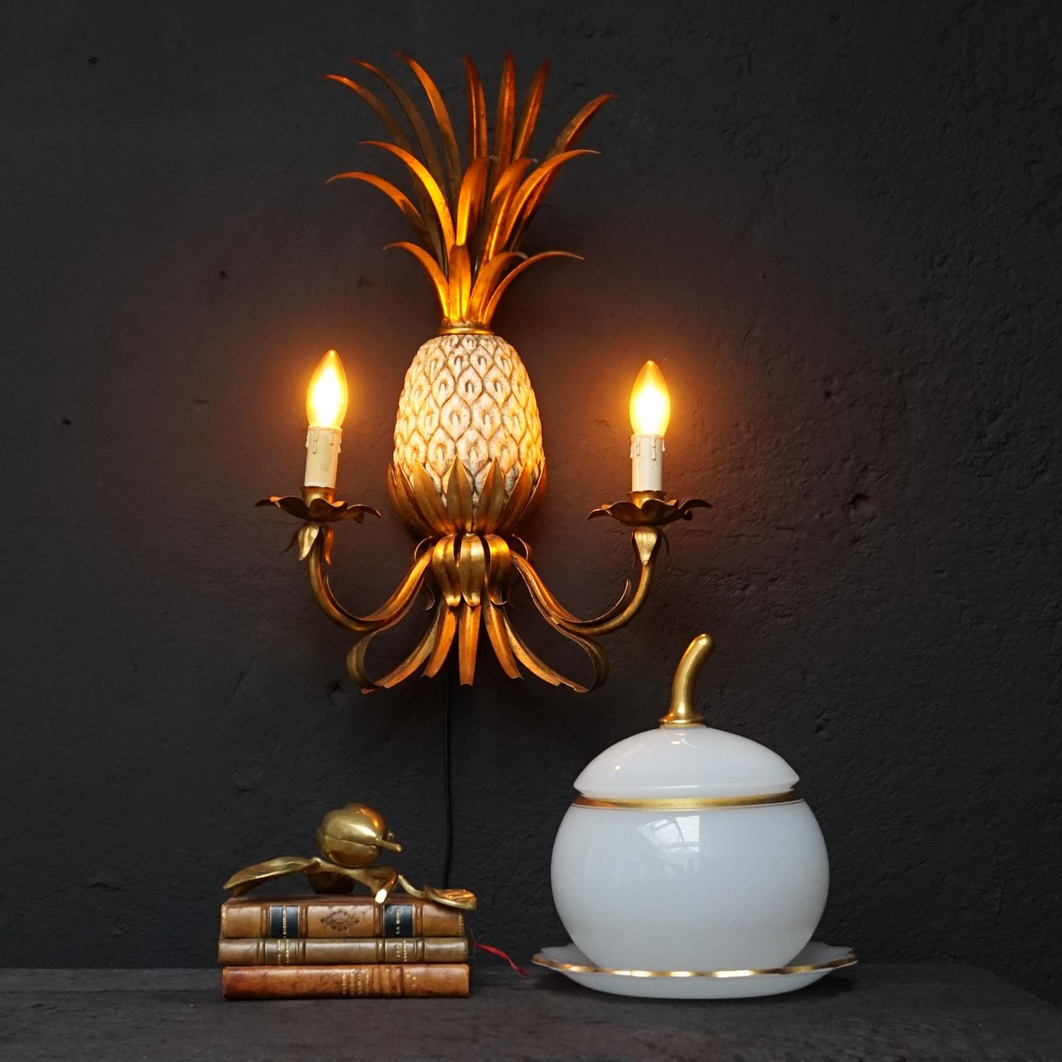 Mid-20th Century Midcentury French Hollywood Regency Pineapple Maison Charles Style Wall Sconce