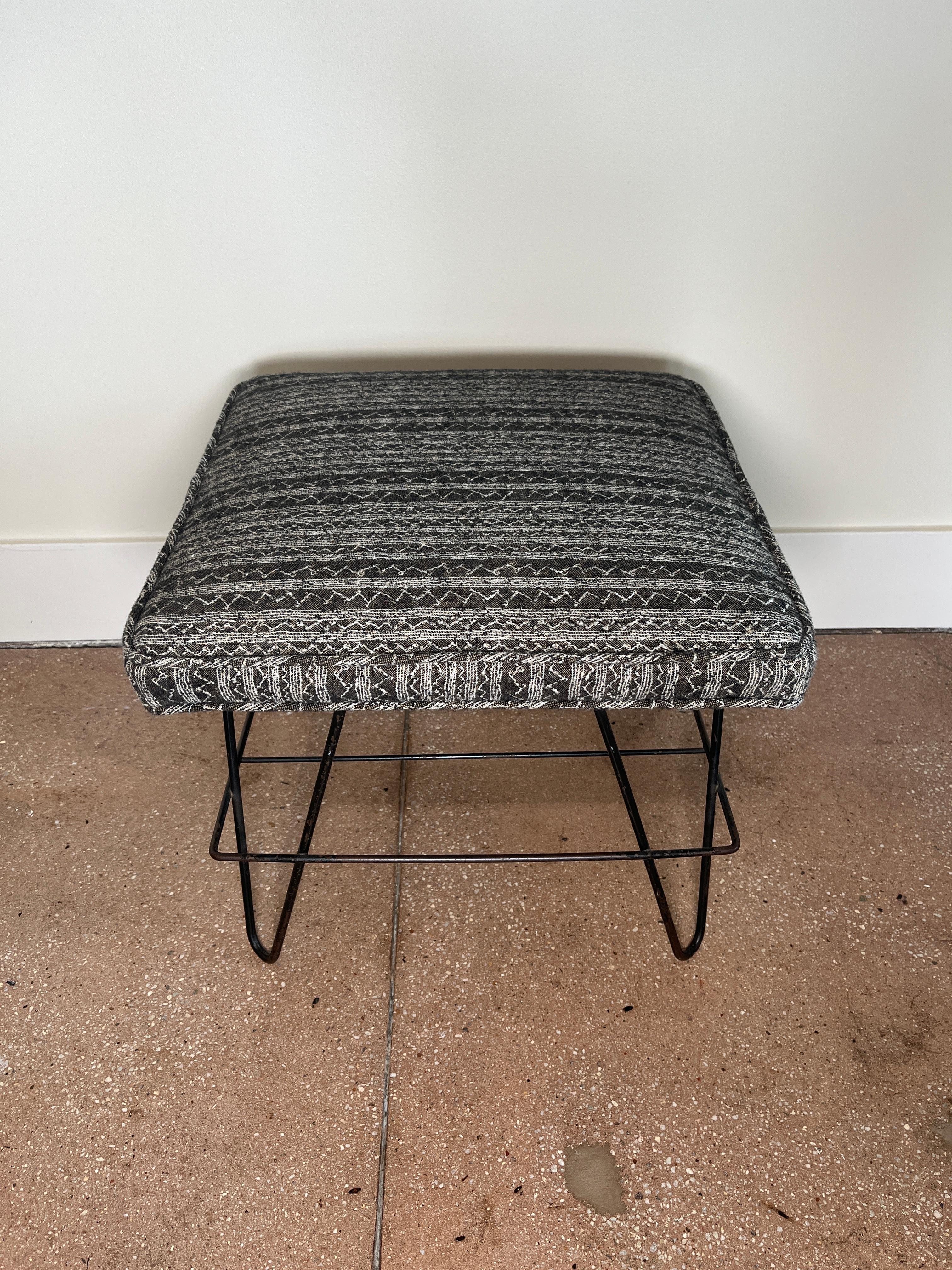 Mid-Century Modern Midcentury French Iron Ottoman with Hairpin Legs and Upholstered Top For Sale