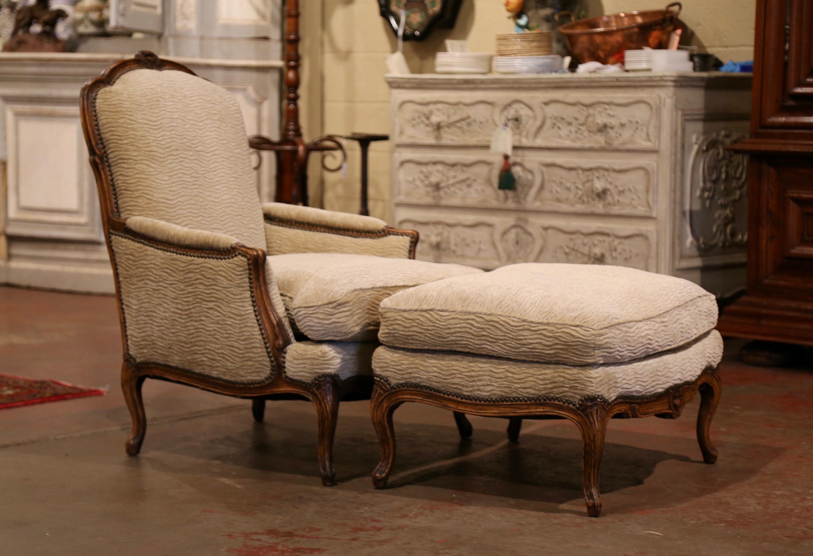 Midcentury French Louis XV Carved Oak Armchair with Matching Ottoman In Excellent Condition In Dallas, TX