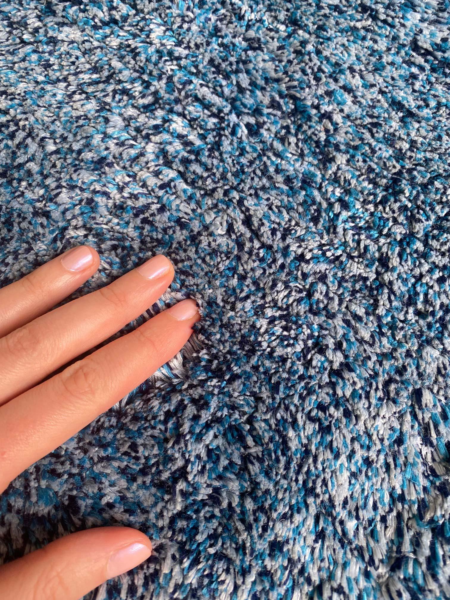 Mid-20th century French Modern blue handmade wool rug.
Size: 7'2