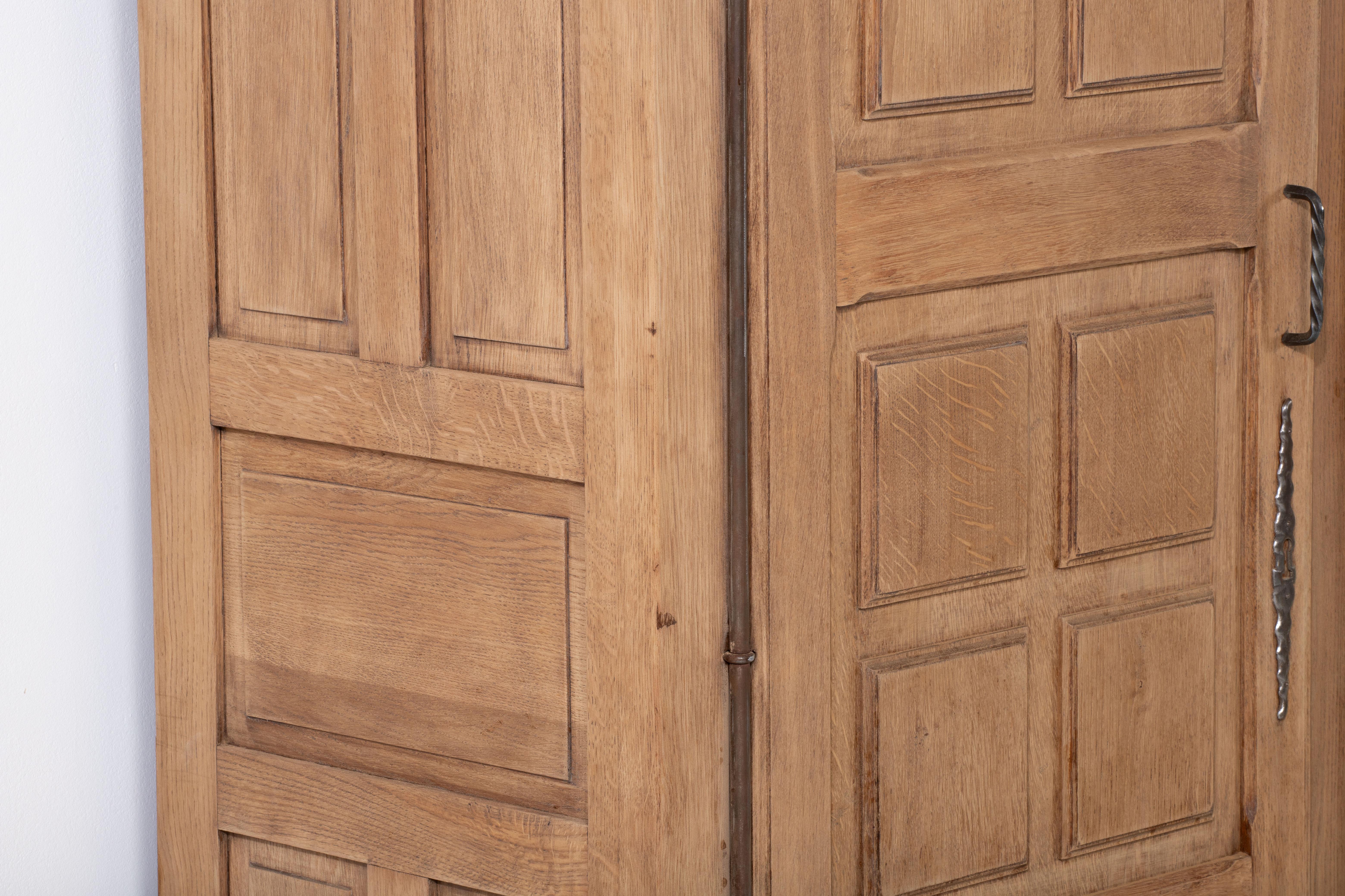 Midcentury French Natural Oak Wardrobe For Sale 3