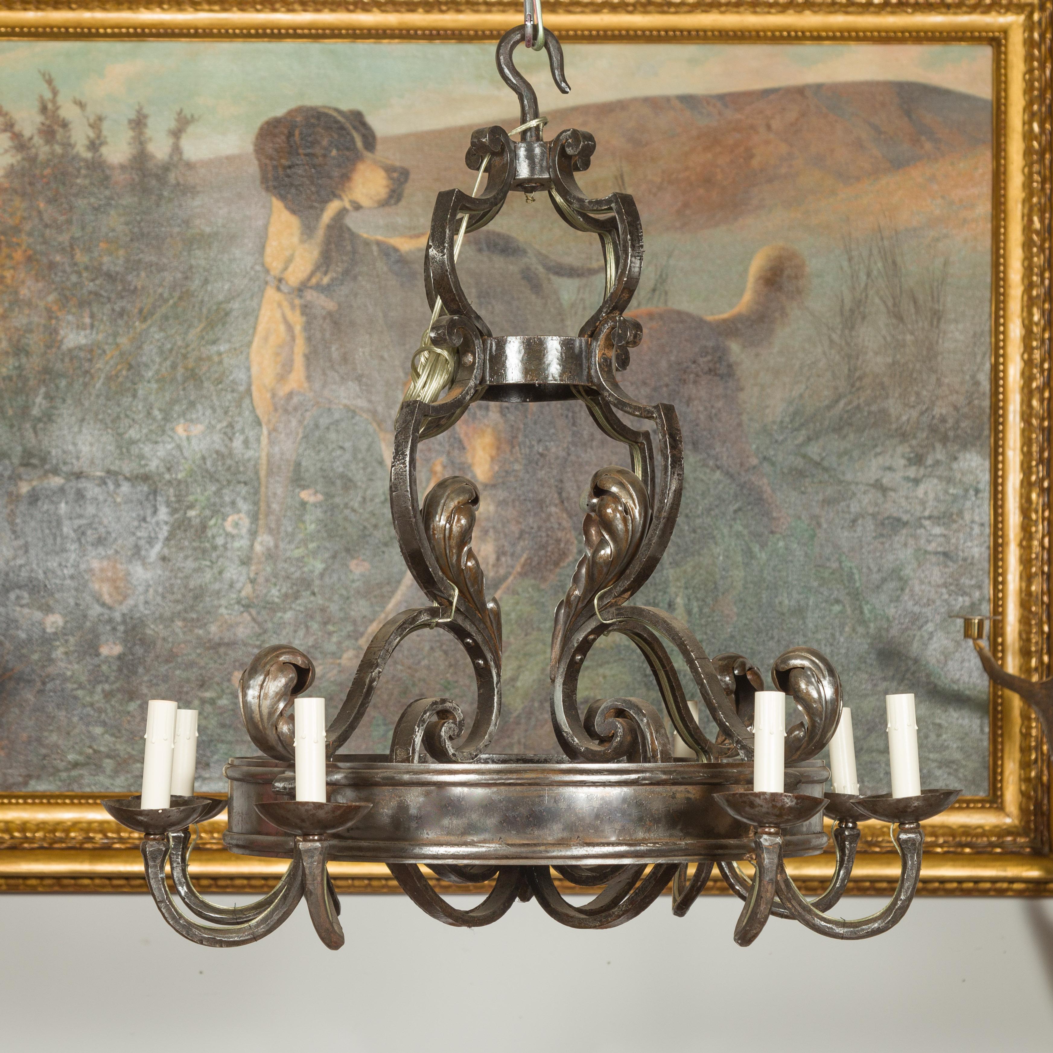 Midcentury French Polished Steel Eight Light Acanthus Leaves Ring Chandelier For Sale 5