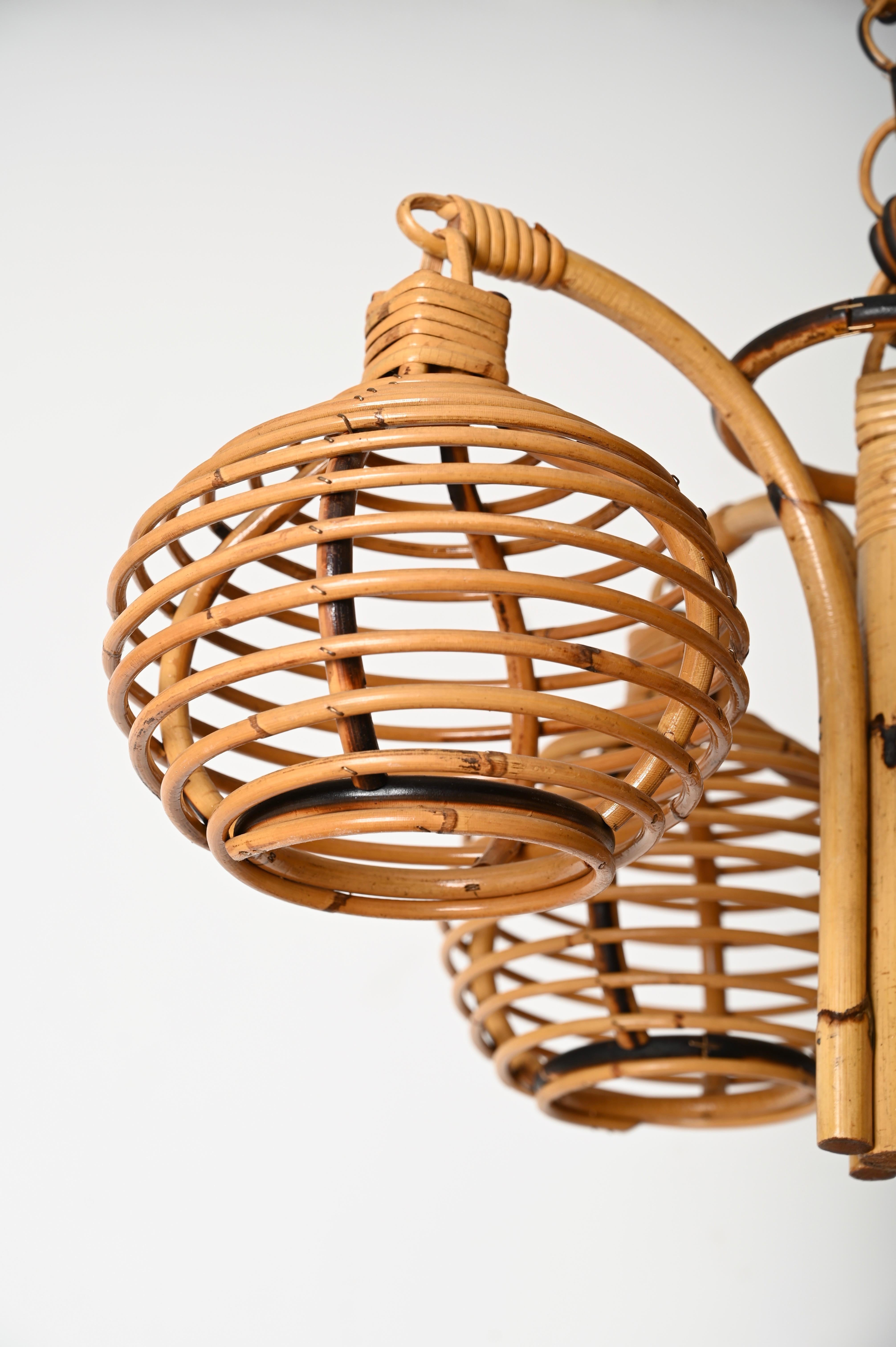 Hand-Crafted Midcentury French Riviera 4 Sphere Chandelier in Bambo and Rattan, Italy 1960s For Sale