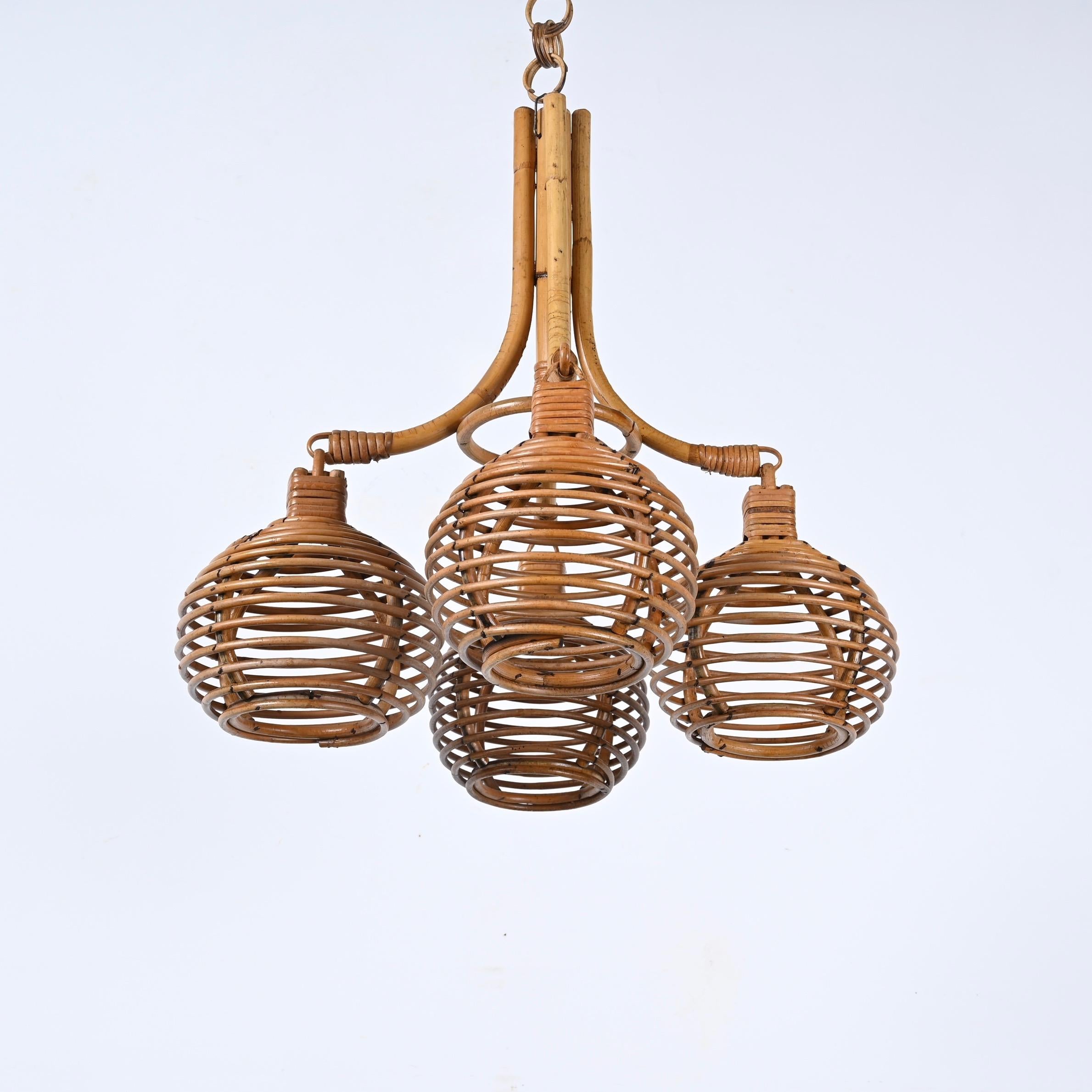 Midcentury French Riviera Bambo and Rattan 4 Sphere Italian Chandelier, 1960s In Good Condition In Roma, IT