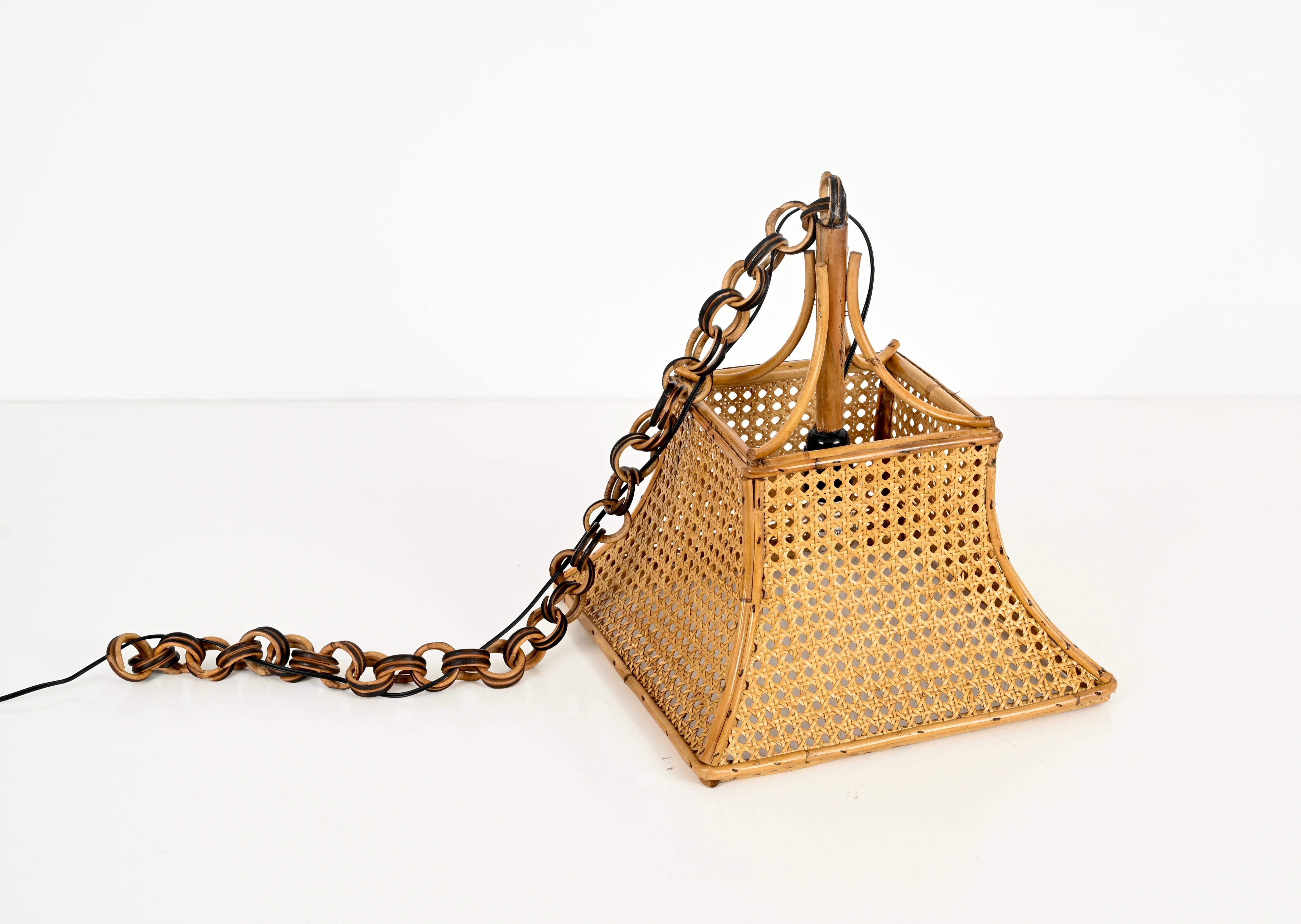 Midcentury French Riviera Bambo, Rattan and Straw Italian Chandelier, 1960s For Sale 4