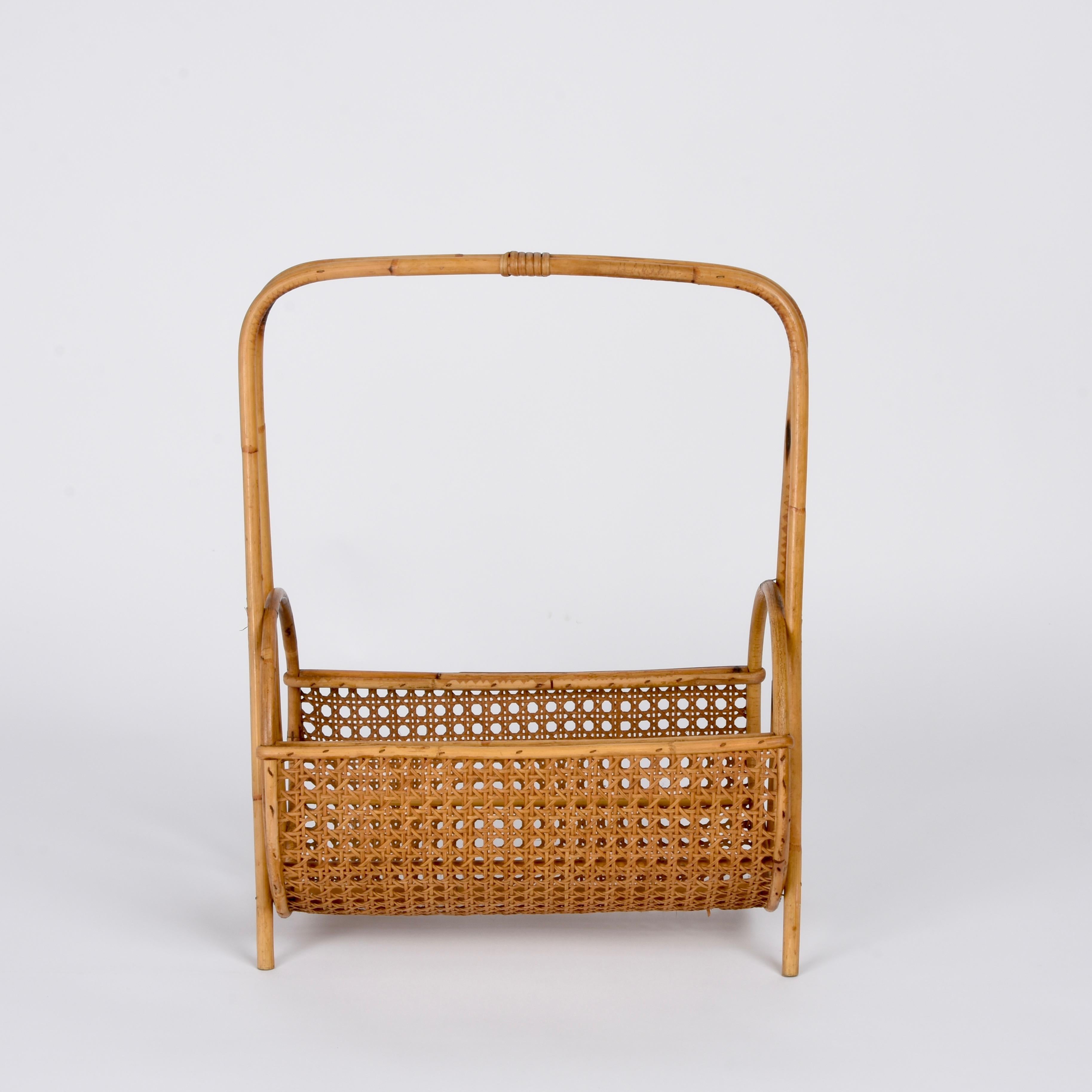 Midcentury French Riviera Bamboo and Rattan Italian Magazine Rack, 1960s For Sale 1