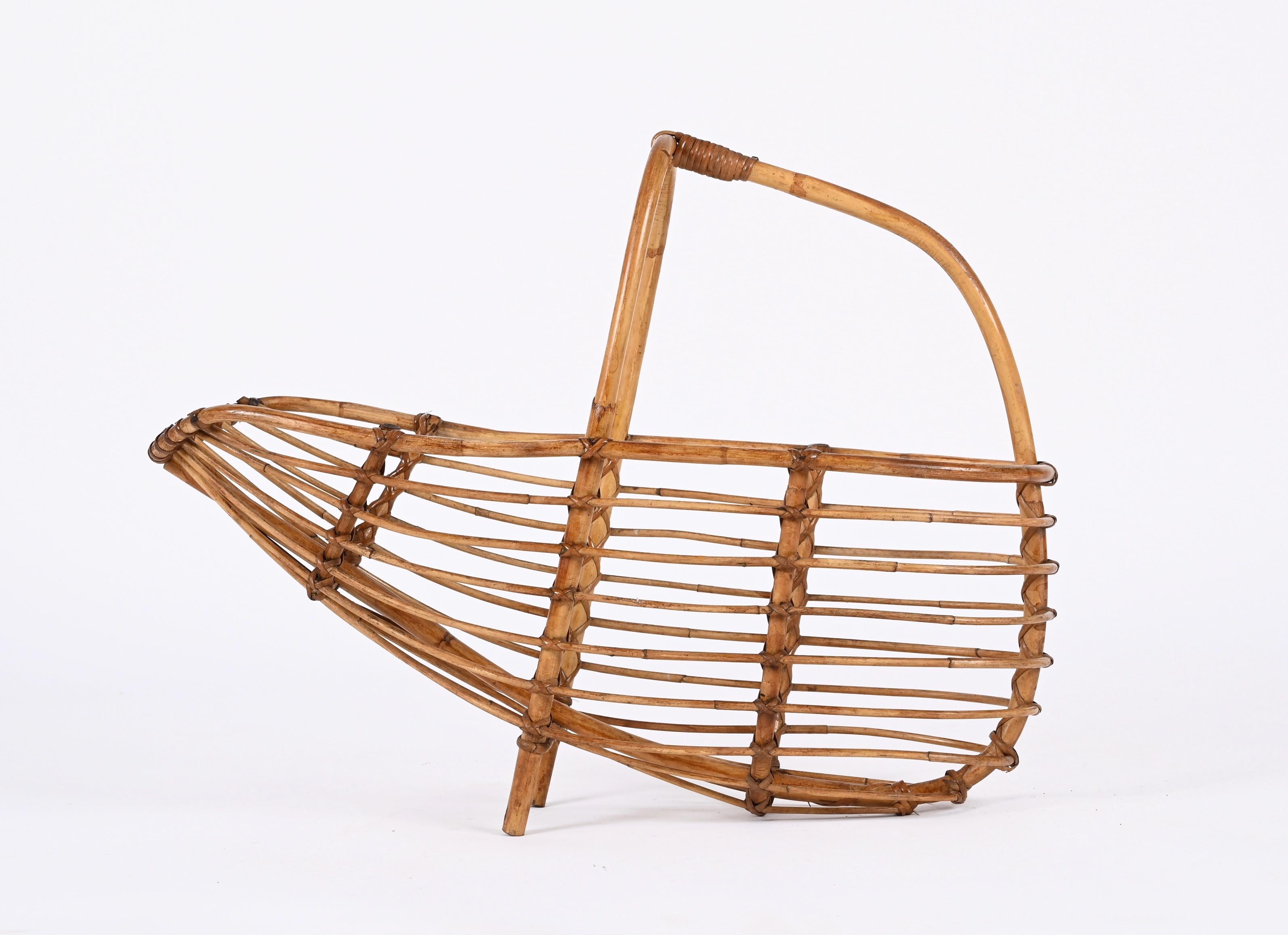 Midcentury French Riviera Bamboo and Rattan Italian Magazine Rack, 1960s For Sale 1