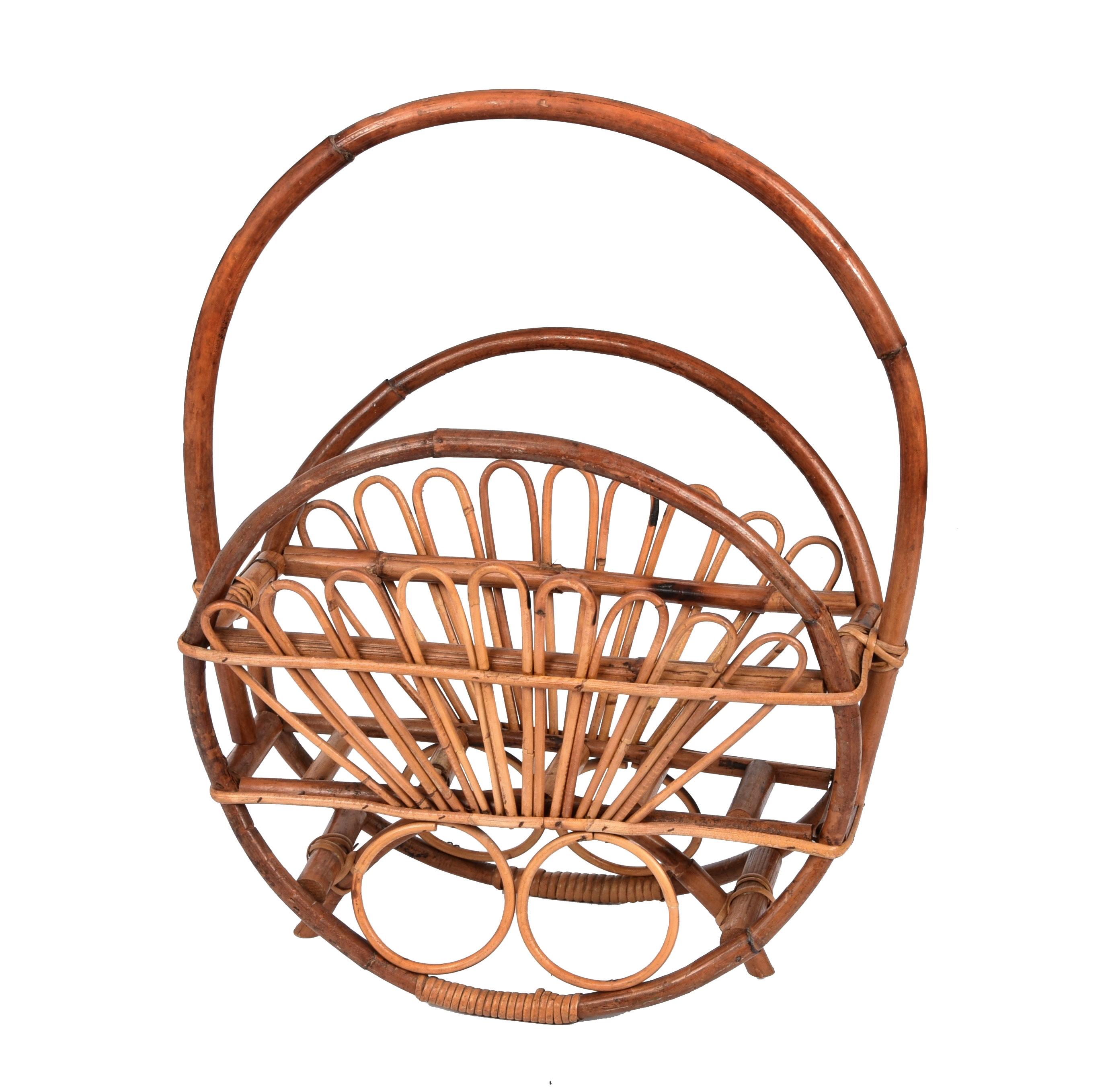 Mid-Century French Riviera Bamboo and Rattan Italian Magazine Rack, 1960s For Sale 3