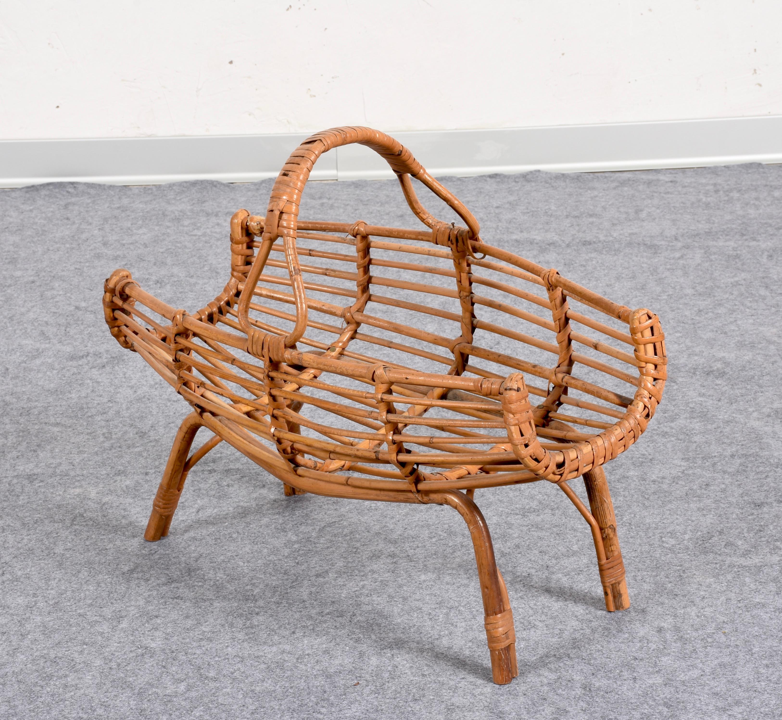 Midcentury French Riviera Bamboo and Rattan Italian Magazine Rack, 1960s For Sale 4