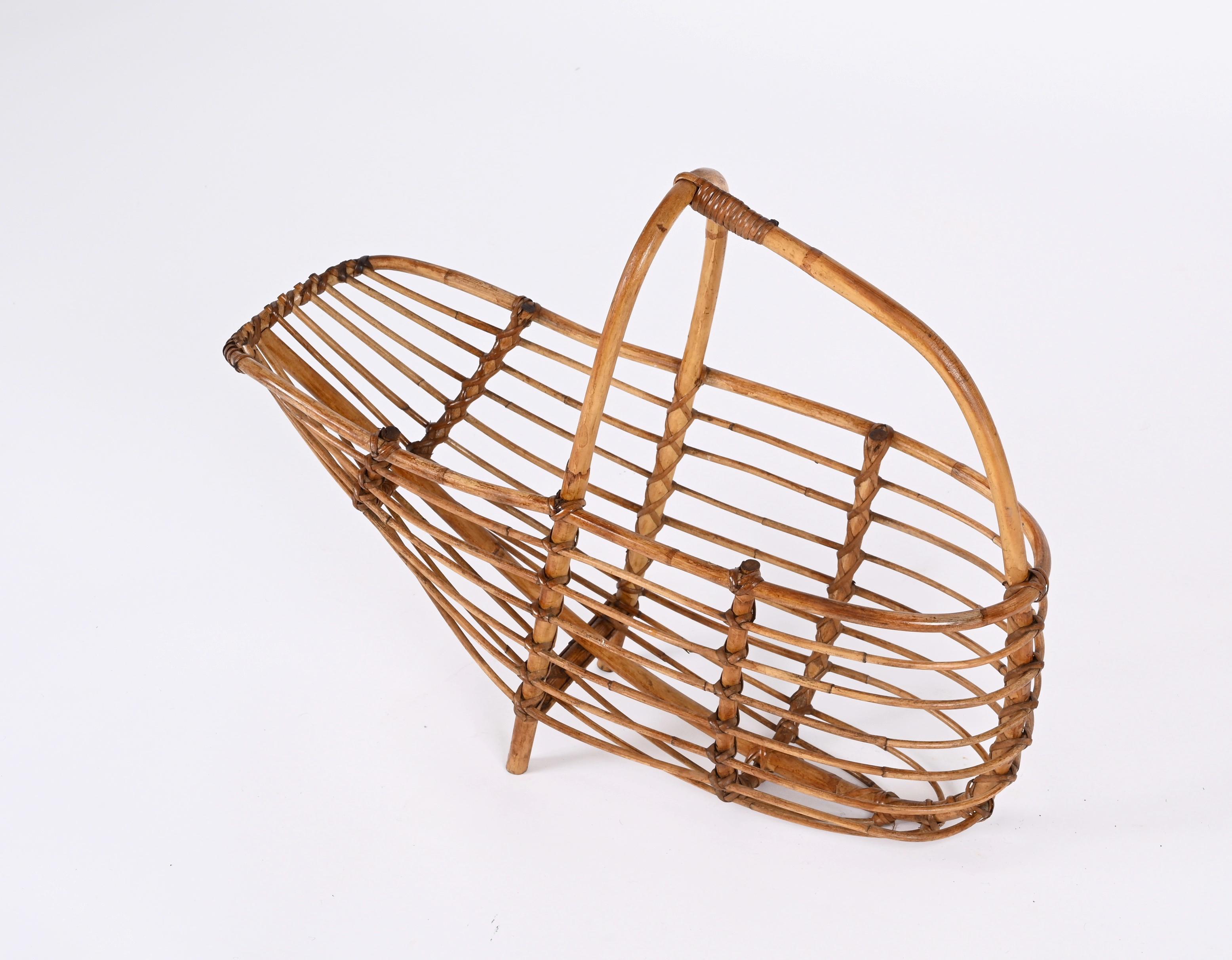 Midcentury French Riviera Bamboo and Rattan Italian Magazine Rack, 1960s For Sale 4