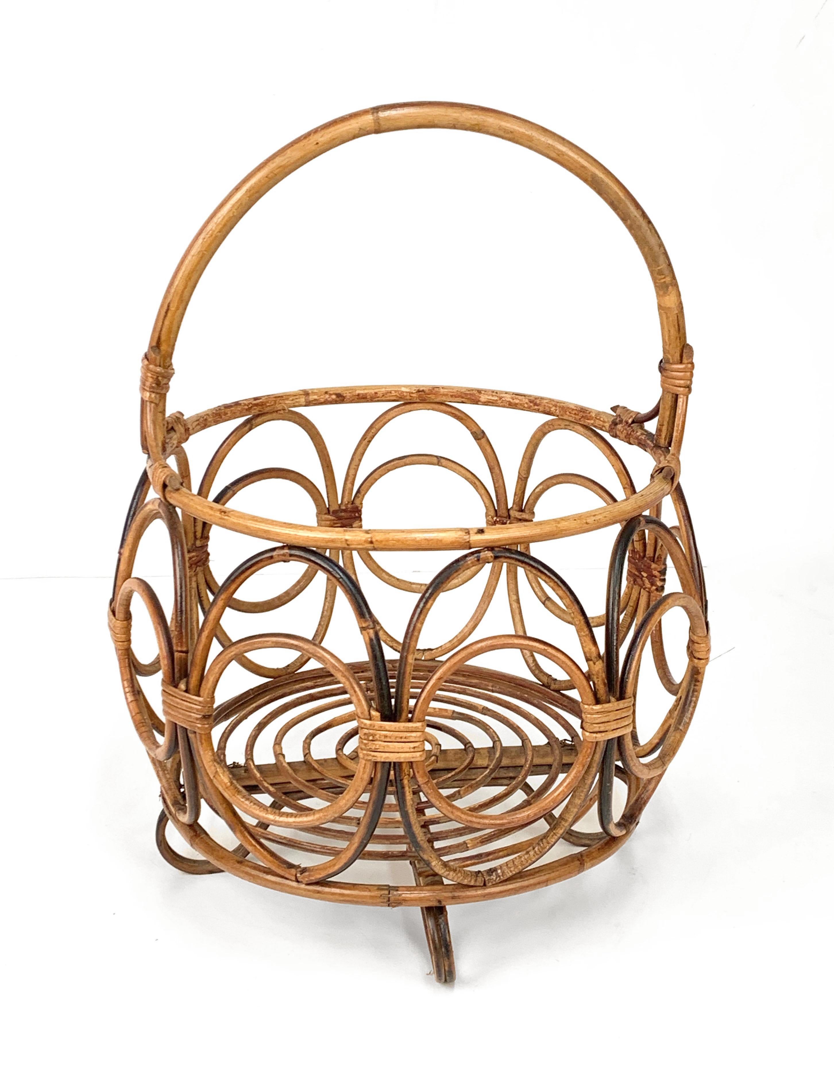 Midcentury French Riviera Bamboo and Rattan Italian Round Magazine Rack, 1960s For Sale 4