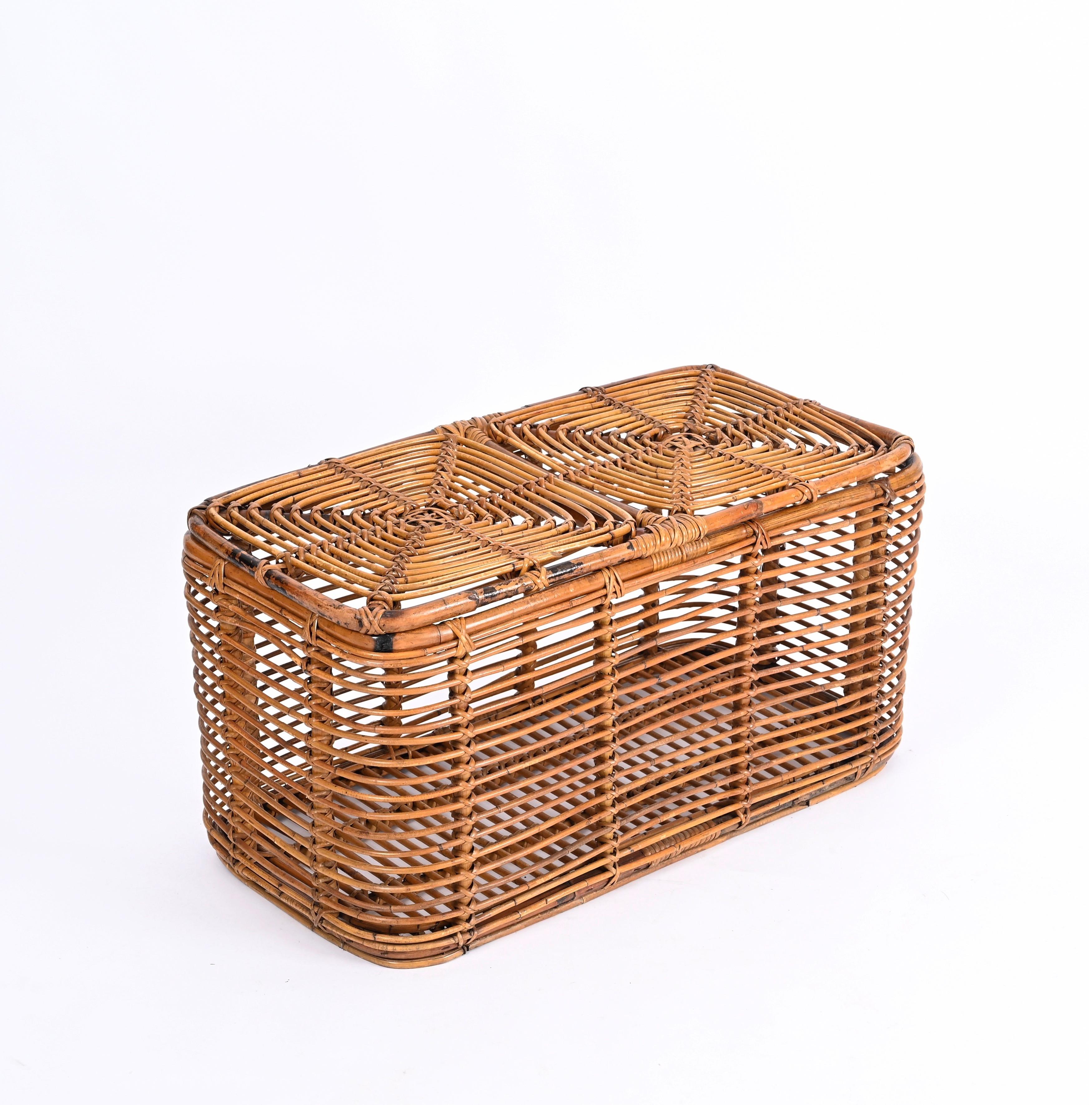 Midcentury French Riviera Bamboo and Woven Rattan Italian Basket, 1960s For Sale 4