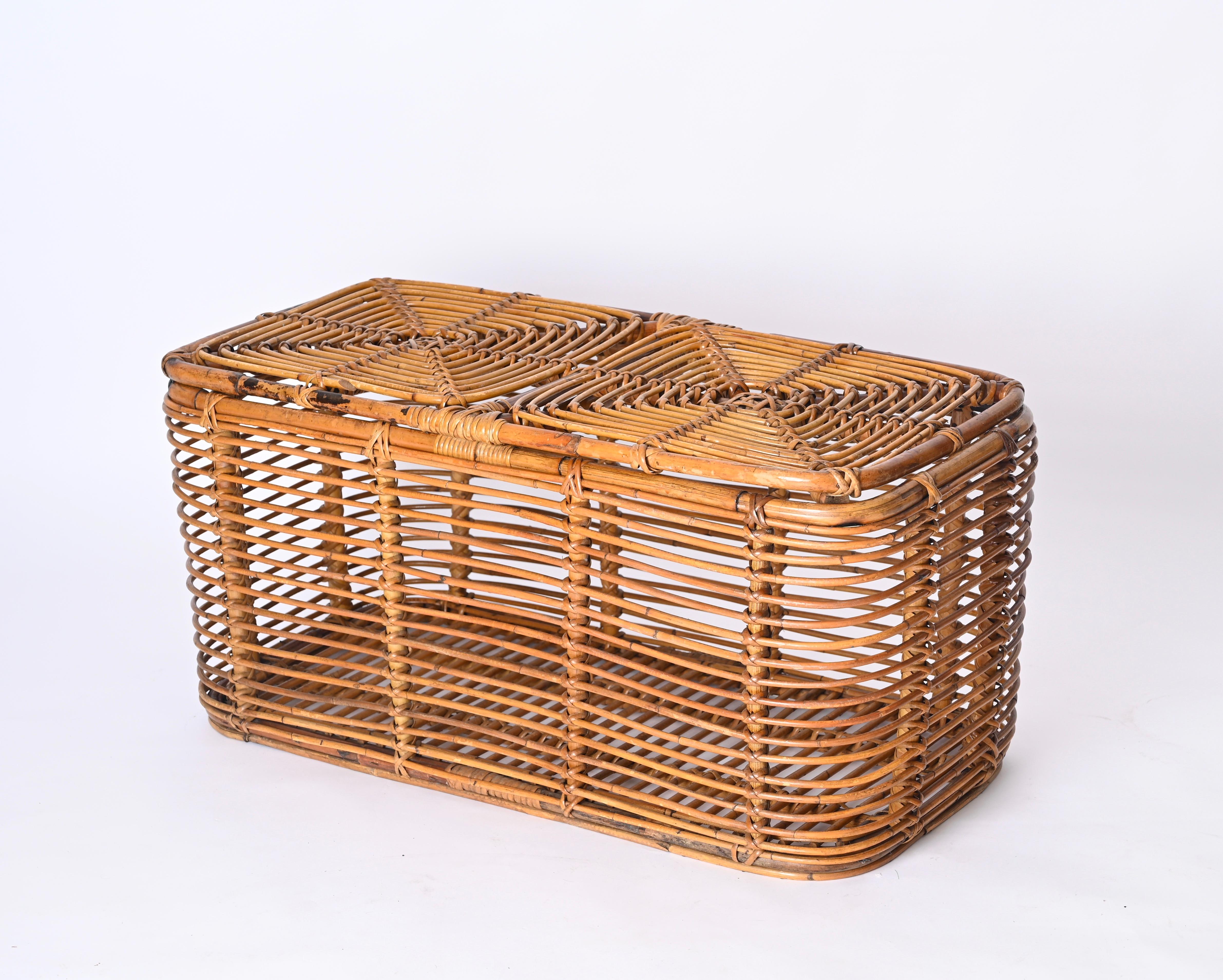 Midcentury French Riviera Bamboo and Woven Rattan Italian Basket, 1960s For Sale 5