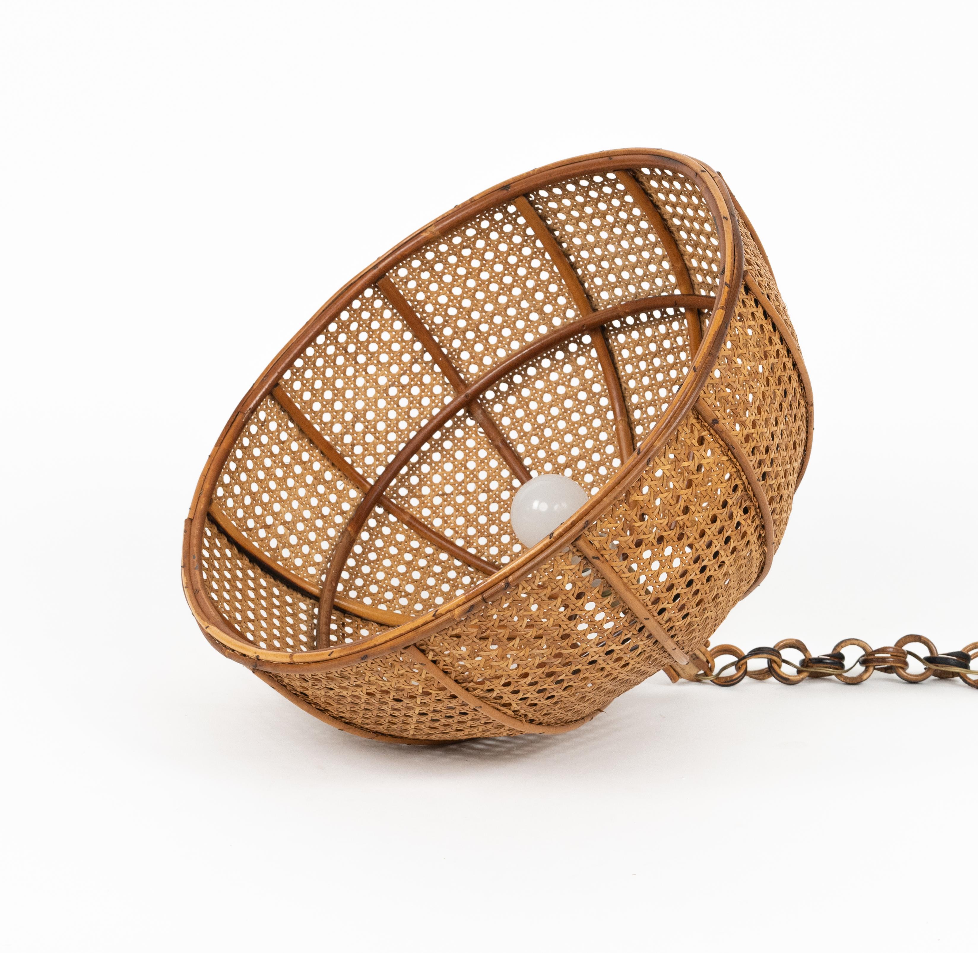 Midcentury French Riviera Chandelier Rattan and Wicker, Italy 1960s For Sale 3