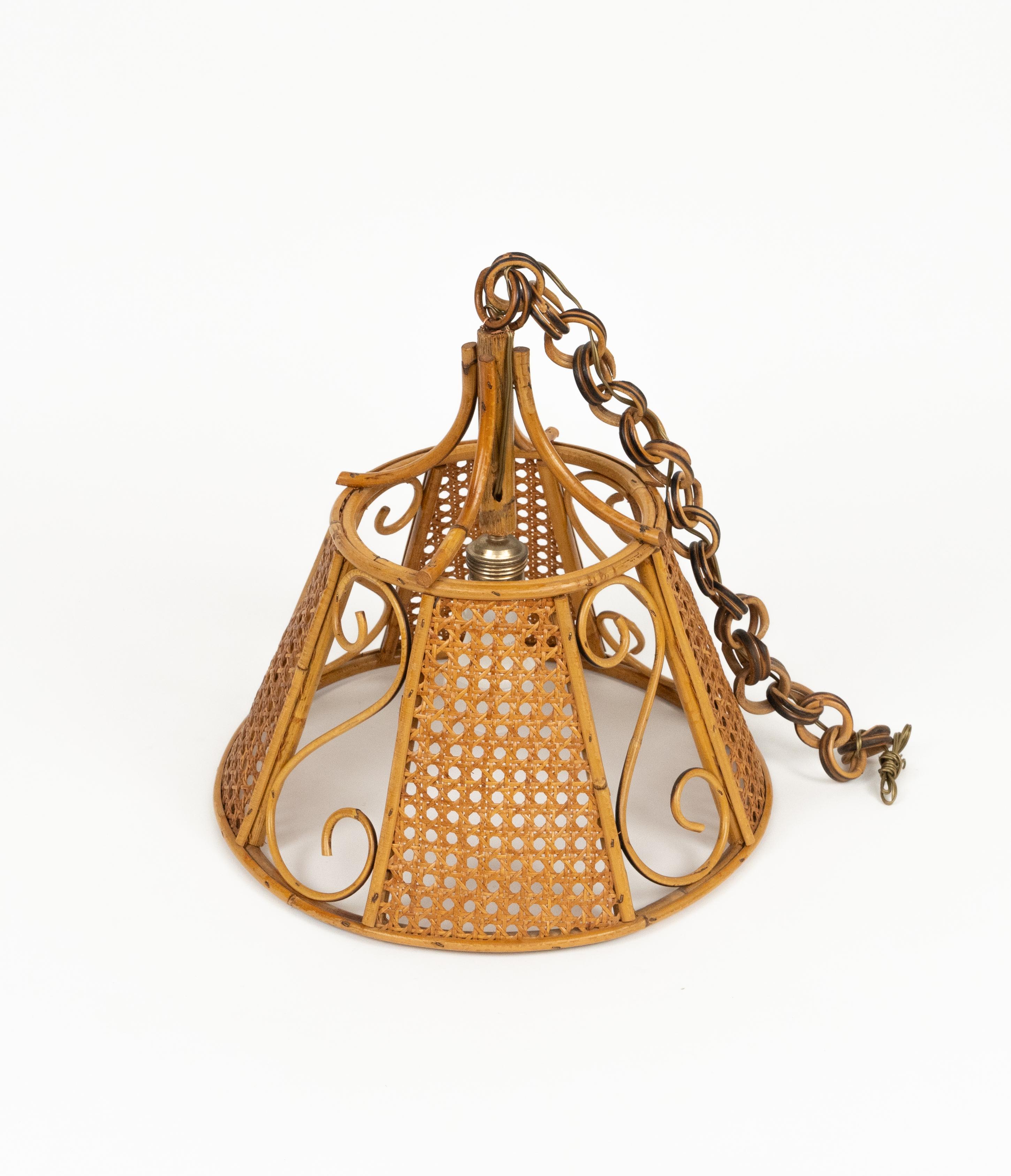 Midcentury French Riviera Chandelier Rattan and Wicker, Italy 1960s For Sale 3