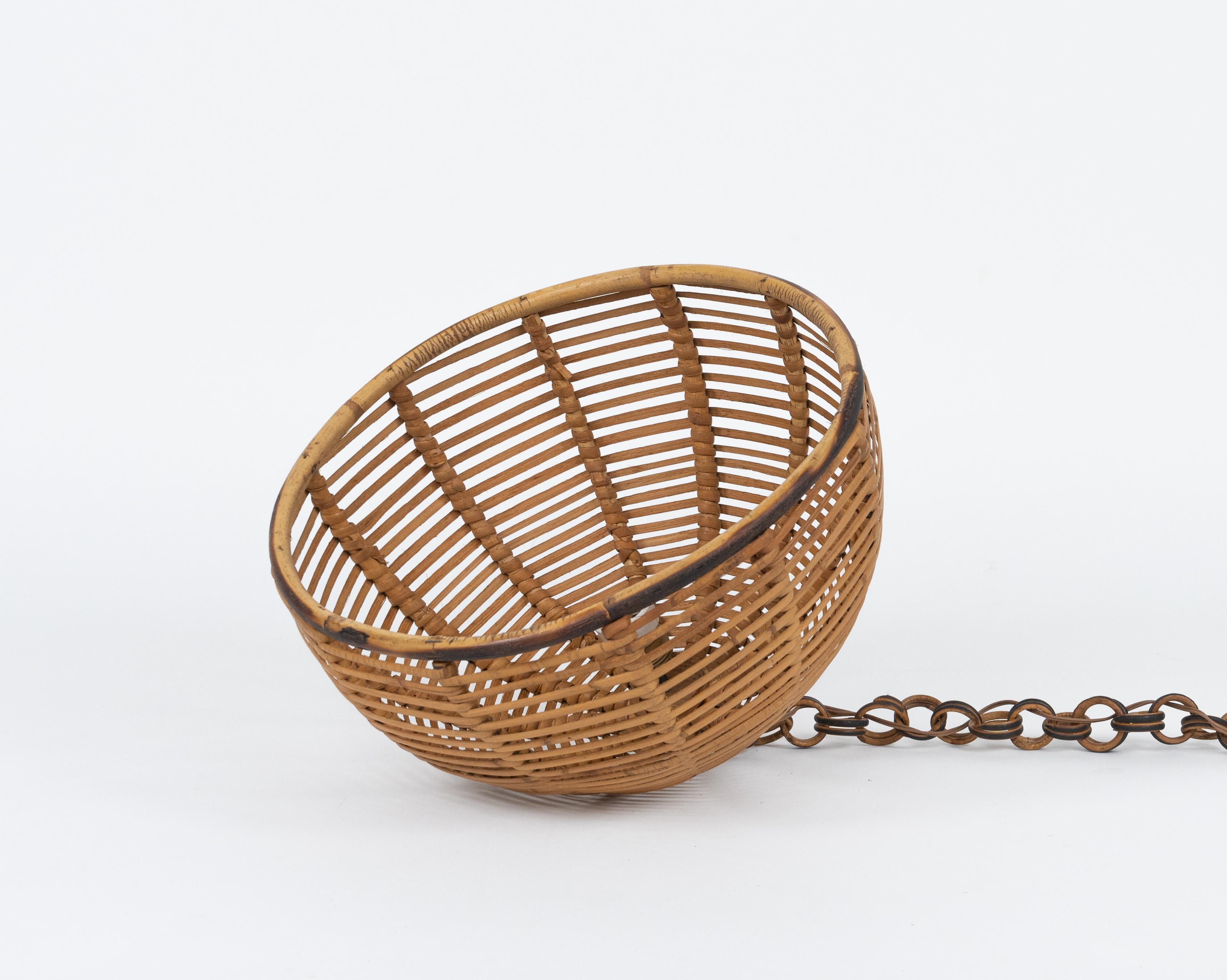 Midcentury French Riviera Chandelier Rattan and Wicker, Italy 1960s For Sale 4