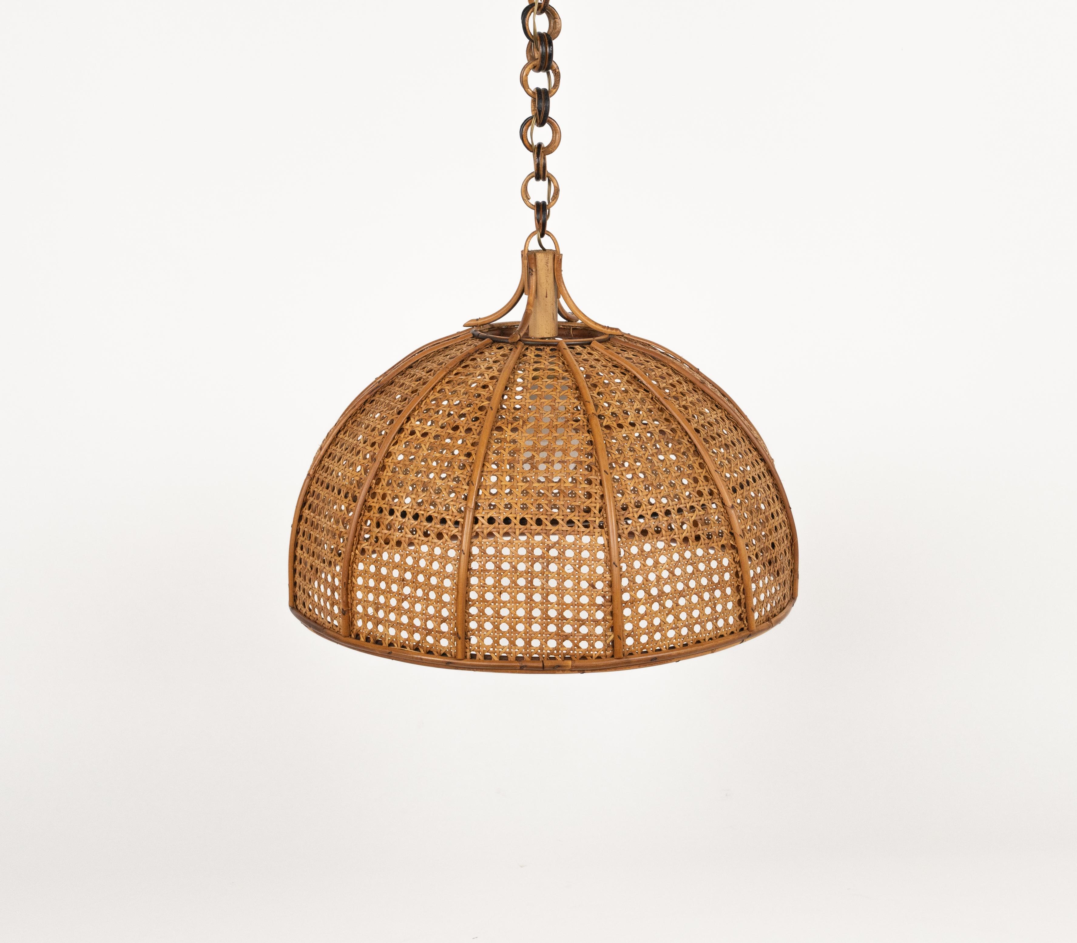 Mid-Century Modern Midcentury French Riviera Chandelier Rattan and Wicker, Italy 1960s For Sale