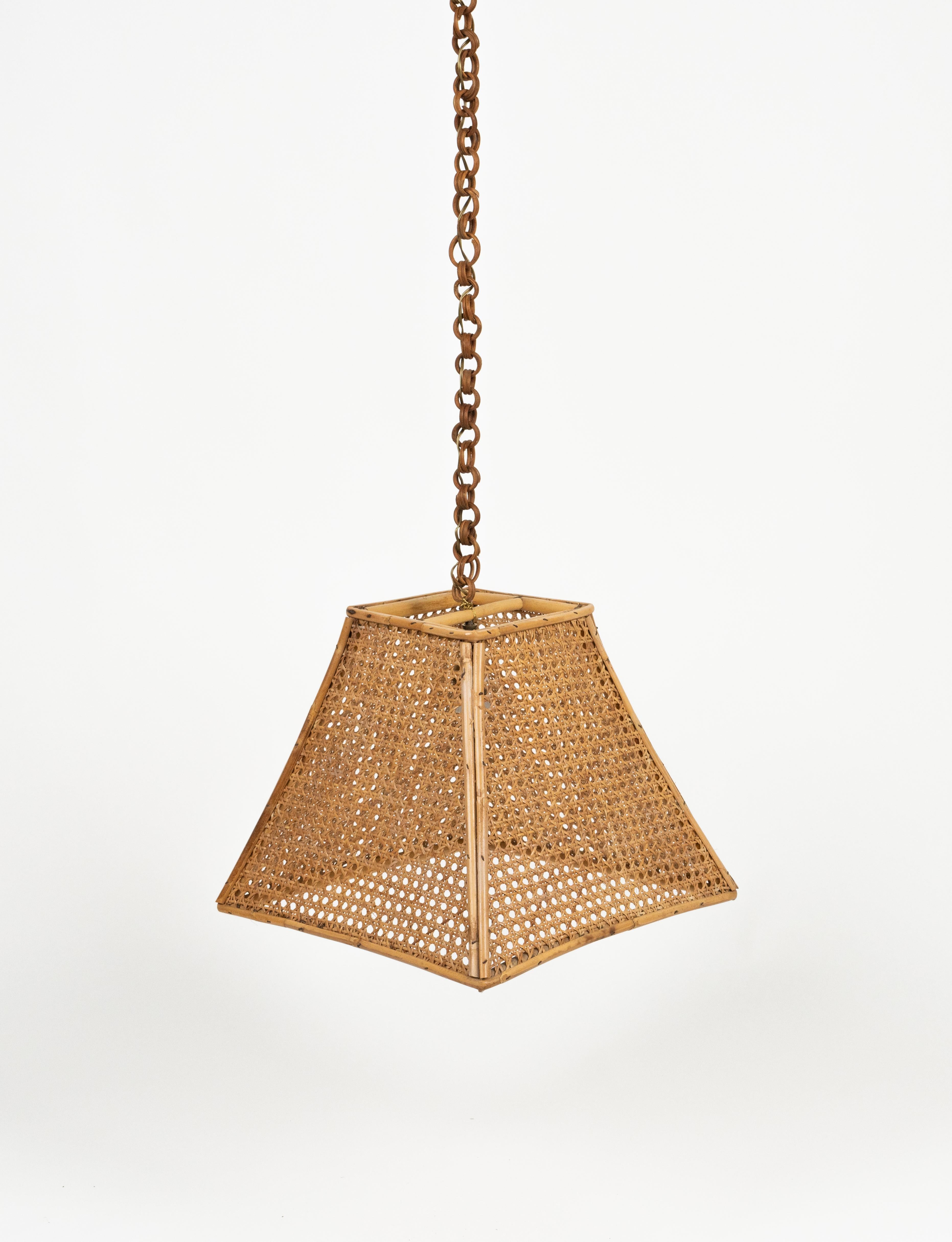 Mid-Century Modern Midcentury French Riviera Chandelier Rattan and Wicker, Italy 1960s For Sale