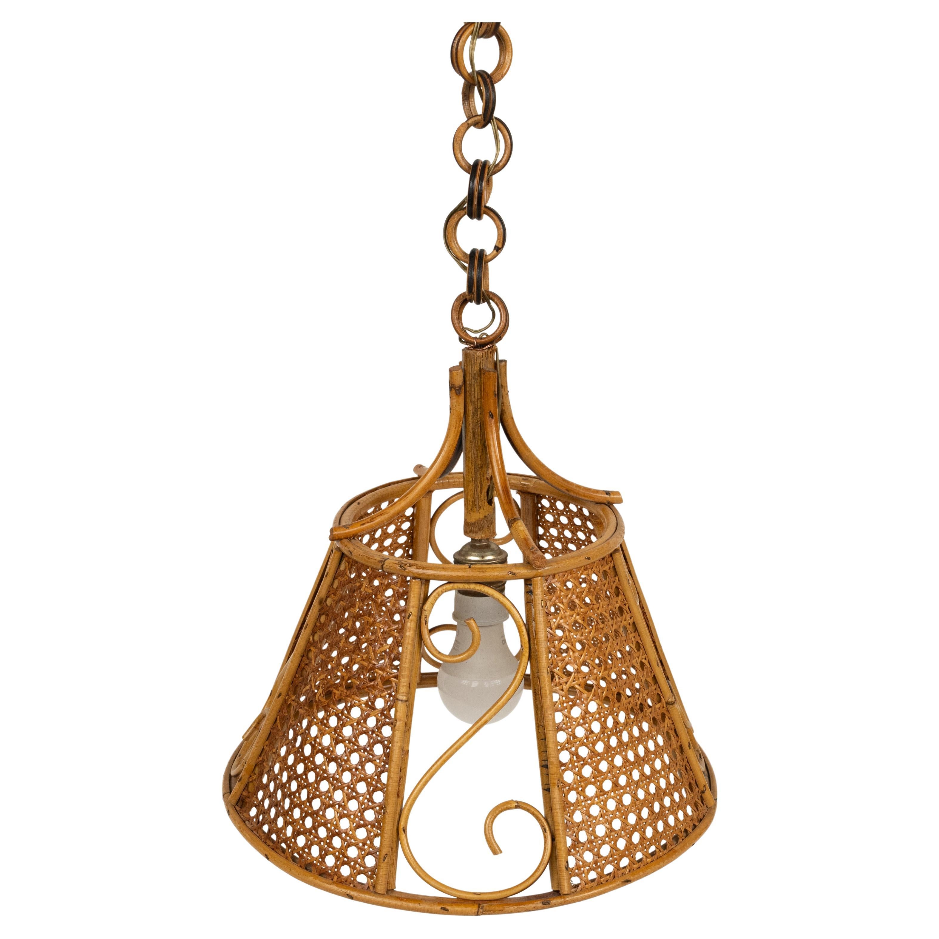Midcentury Französisch Riviera Kronleuchter Rattan und Weide, Italien 1960er Jahre