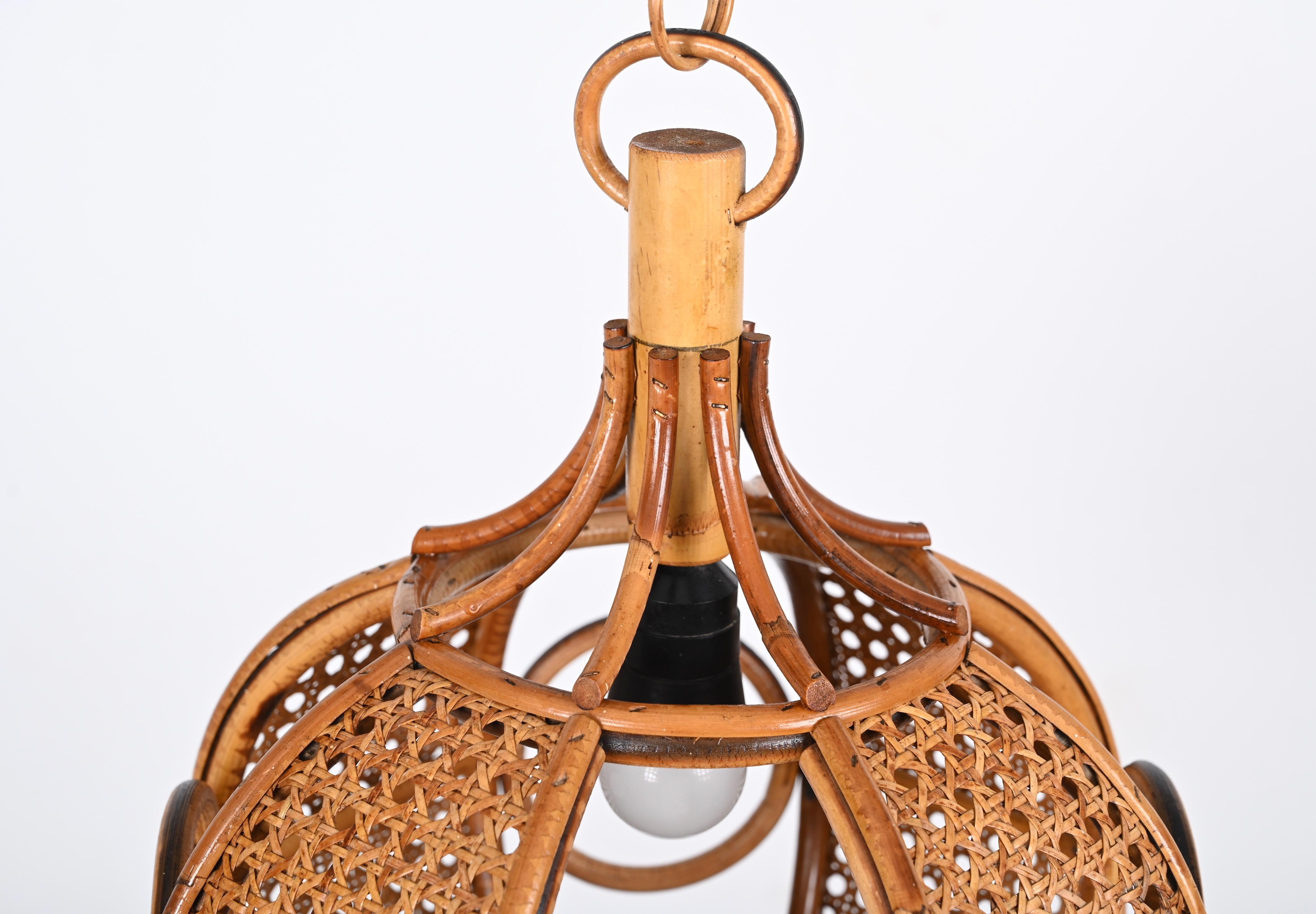 Midcentury French Riviera Chapel Rattan and Wicker Italian Chandelier, 1960s For Sale 6