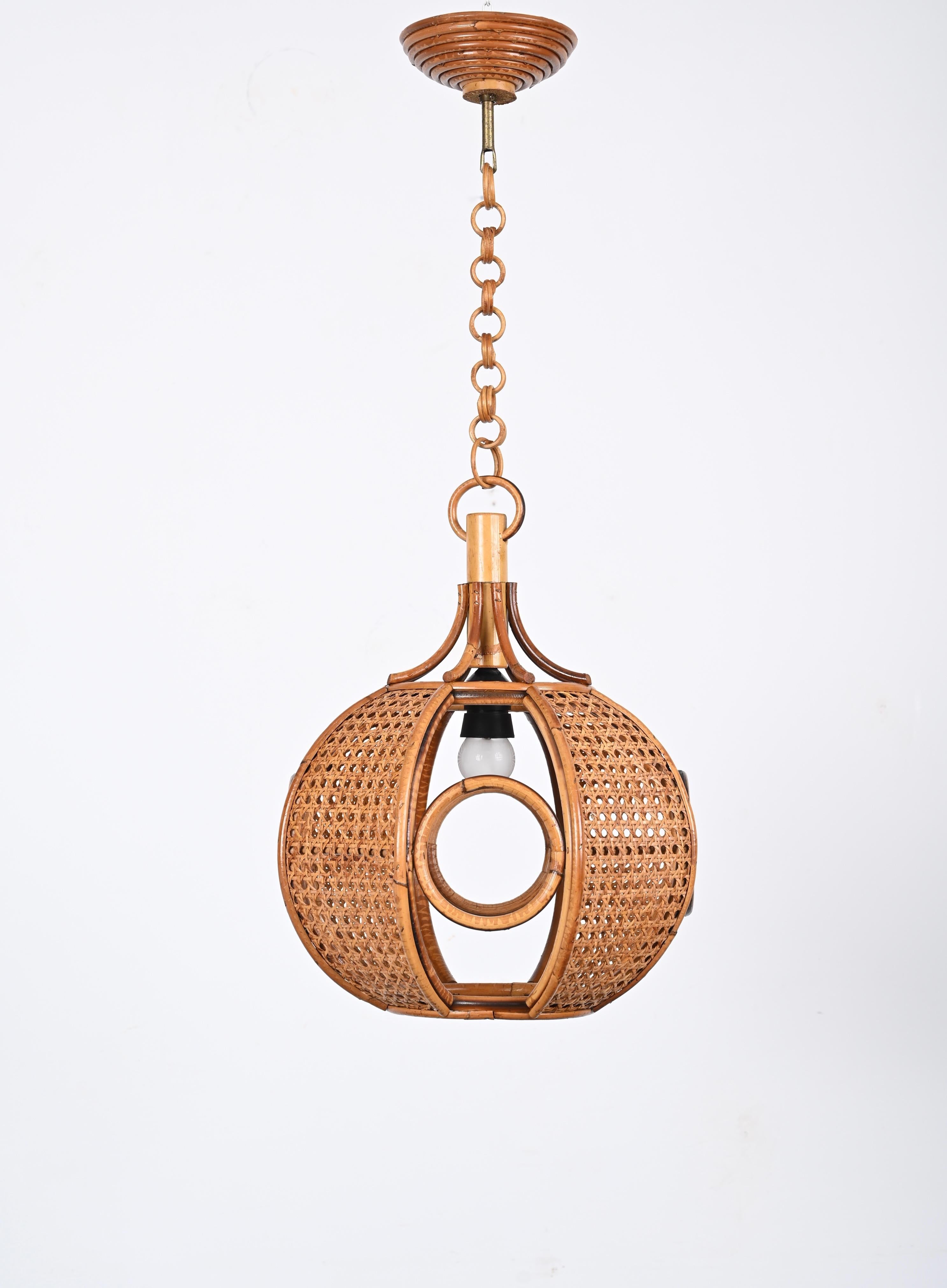 Midcentury French Riviera Chapel Rattan and Wicker Italian Chandelier, 1960s For Sale 7