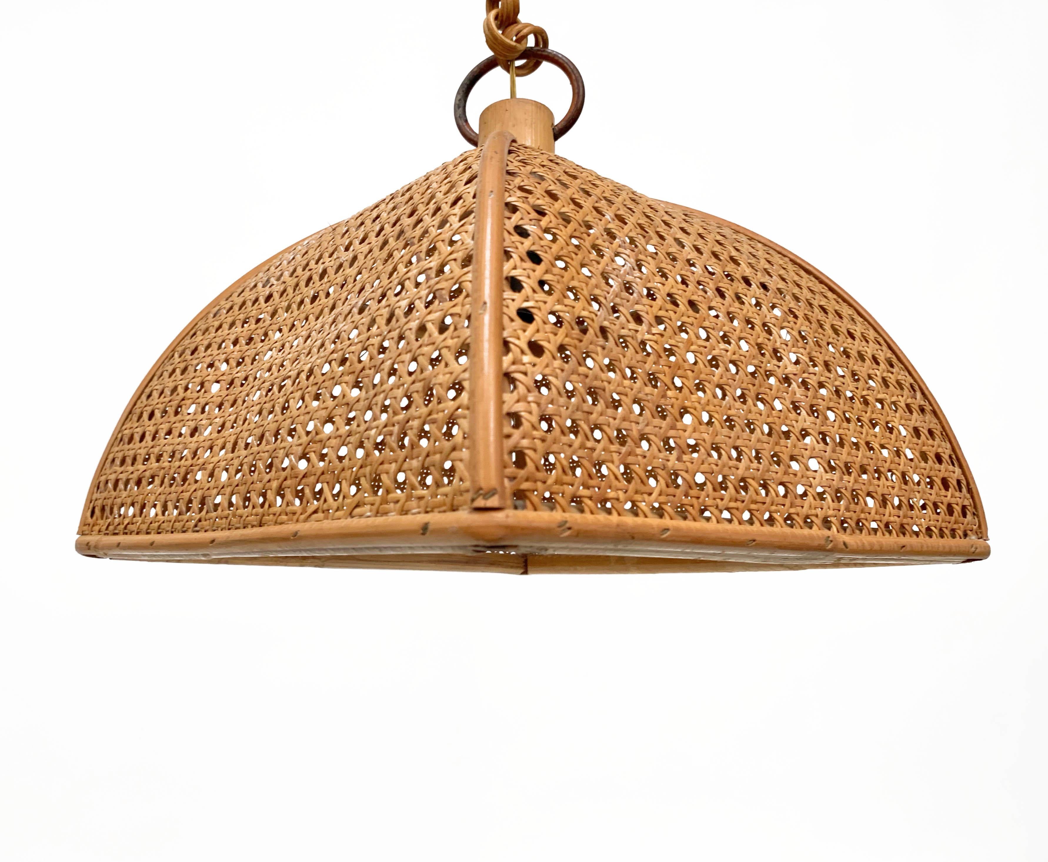 Midcentury French Riviera Chapel Rattan and Wicker Italian Chandelier, 1960s 2