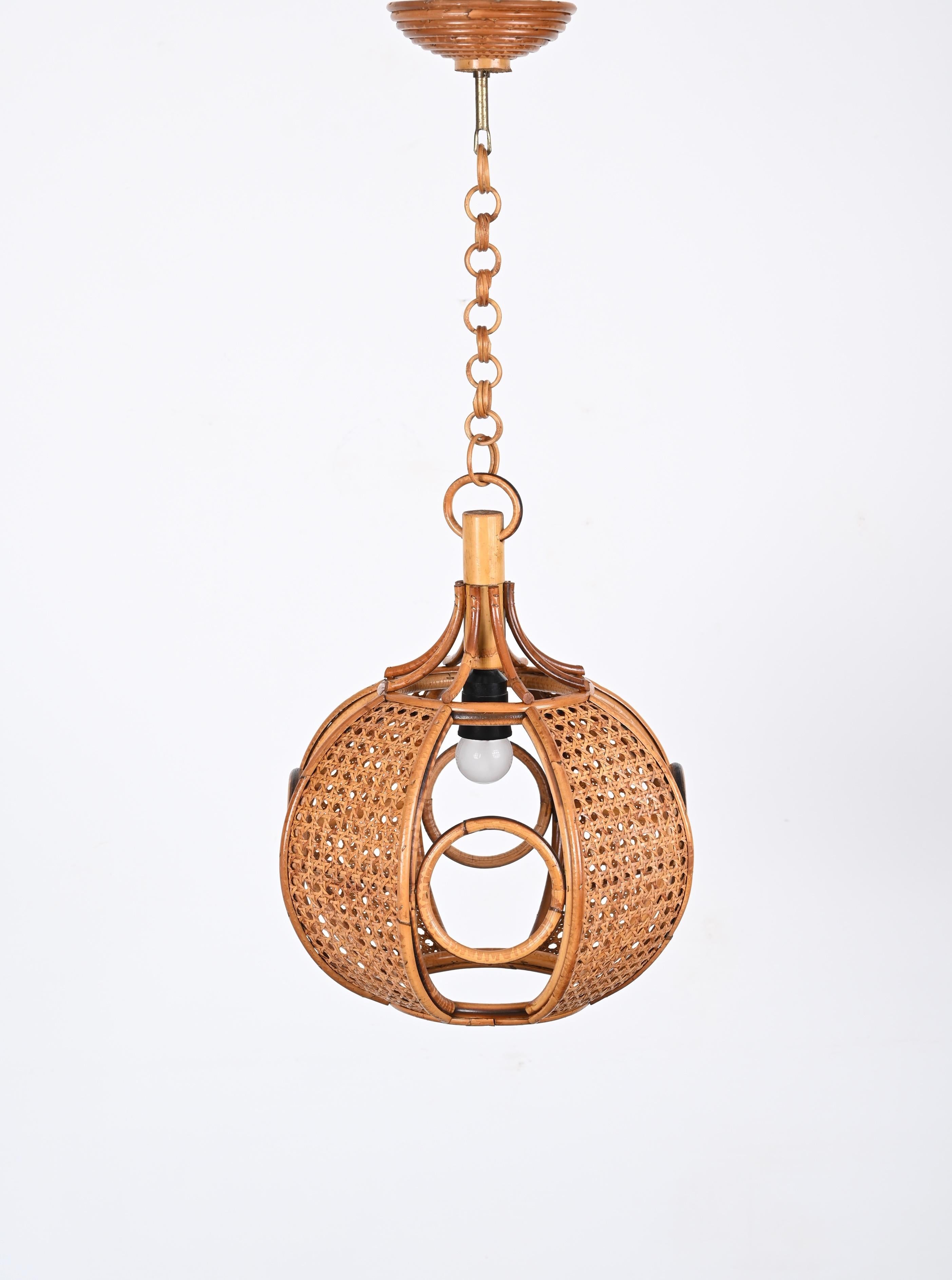 Midcentury French Riviera Chapel Rattan and Wicker Italian Chandelier, 1960s For Sale 2