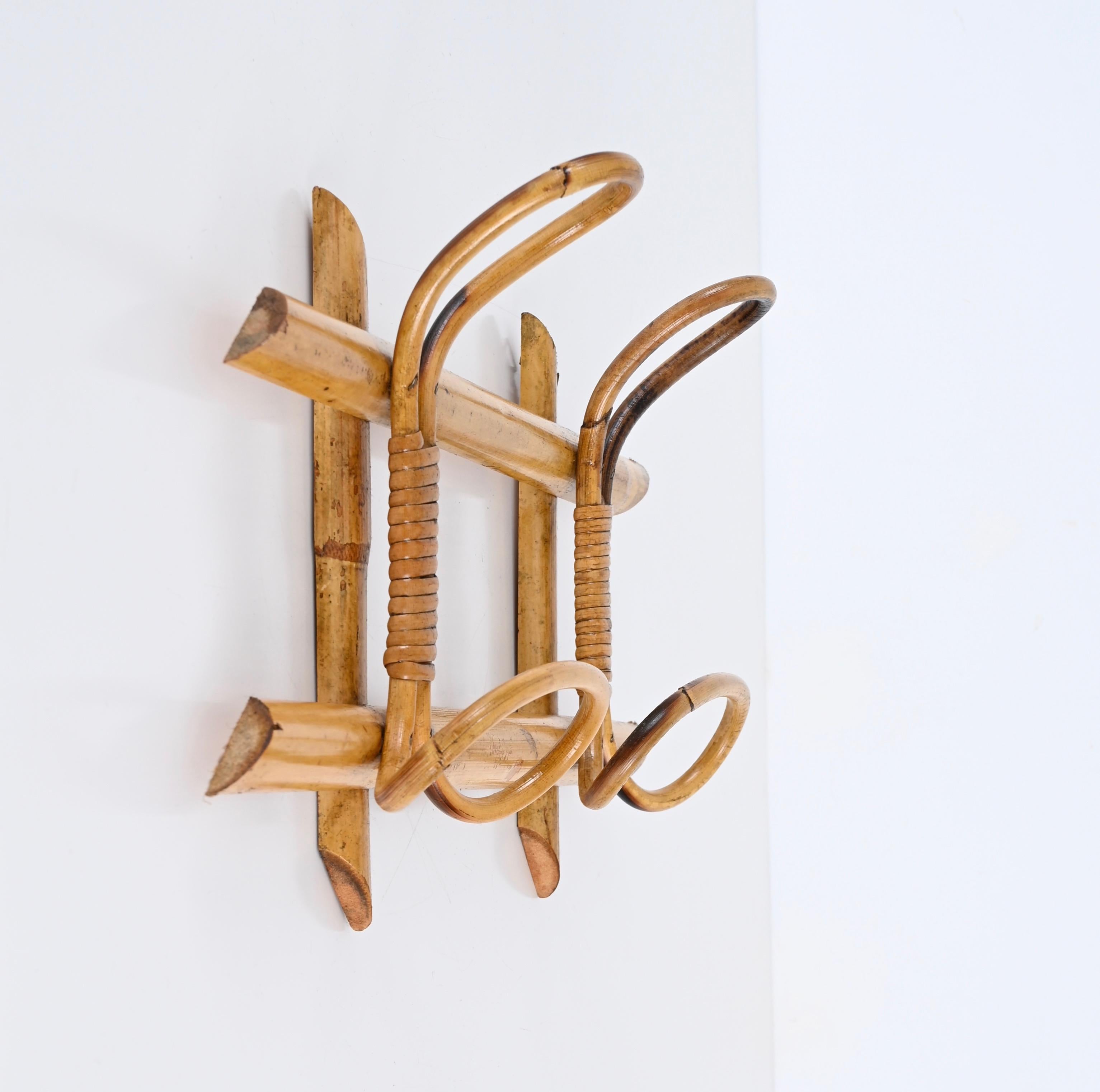 Midcentury French Riviera Coat Rack in Rattan, Wicker and Bamboo, Italy 1960s For Sale 1